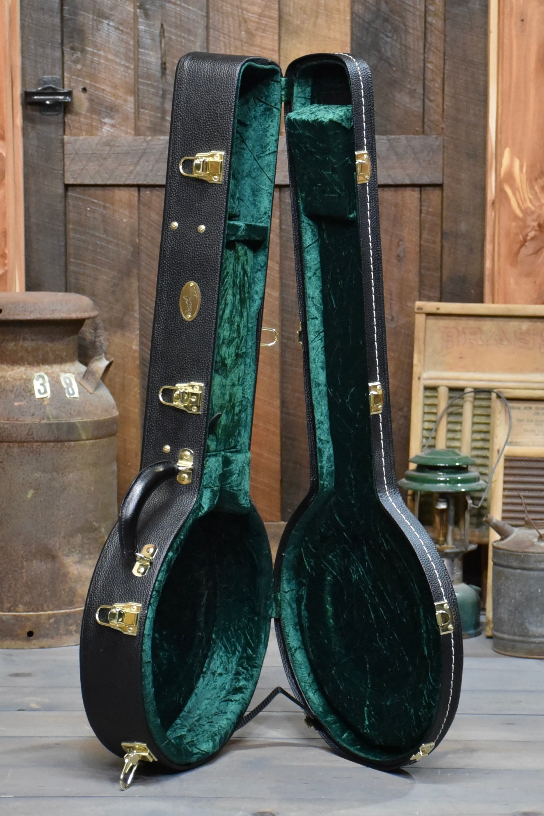 Pre-Owned Huber Granada Truetone 5-String Banjo with Case