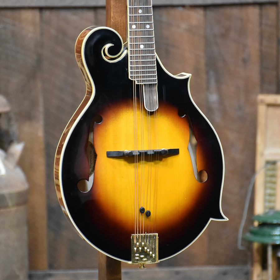 Pre-Owned Kentucky KM-650 Standard F-Style Mandolin With Case