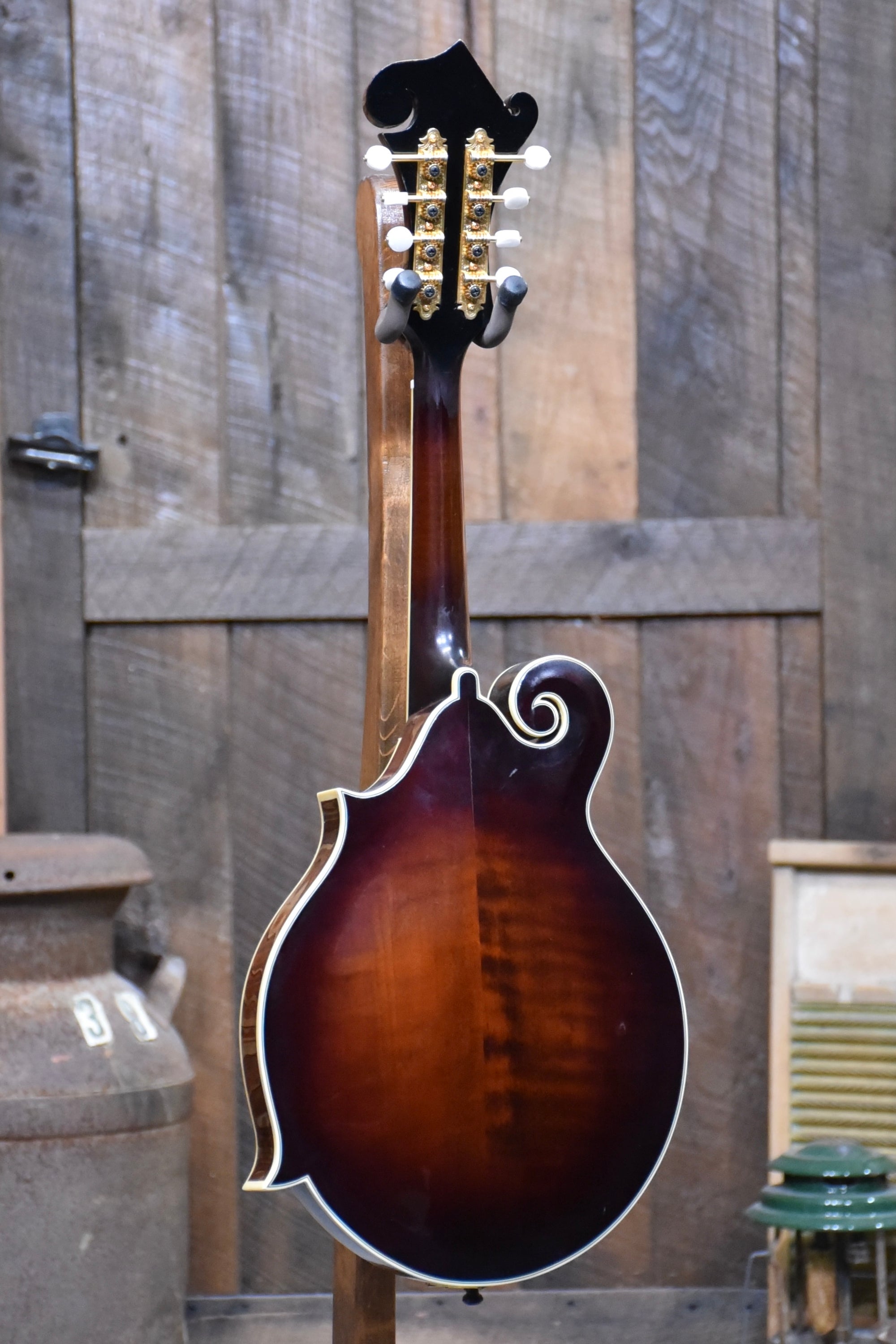 Pre-Owned Kentucky KM-855 F-Style Mandolin With Case
