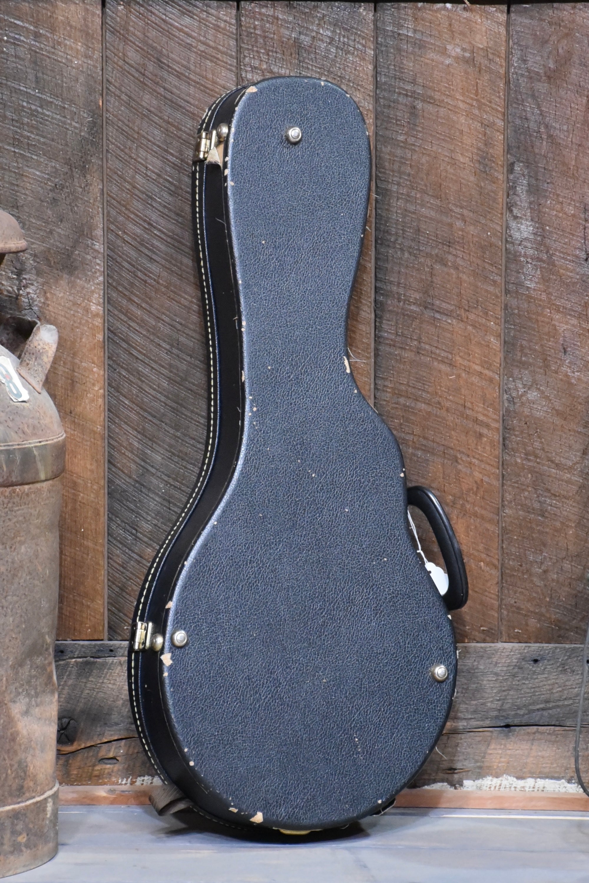 Pre-Owned Kentucky KM-855 F-Style Mandolin With Case