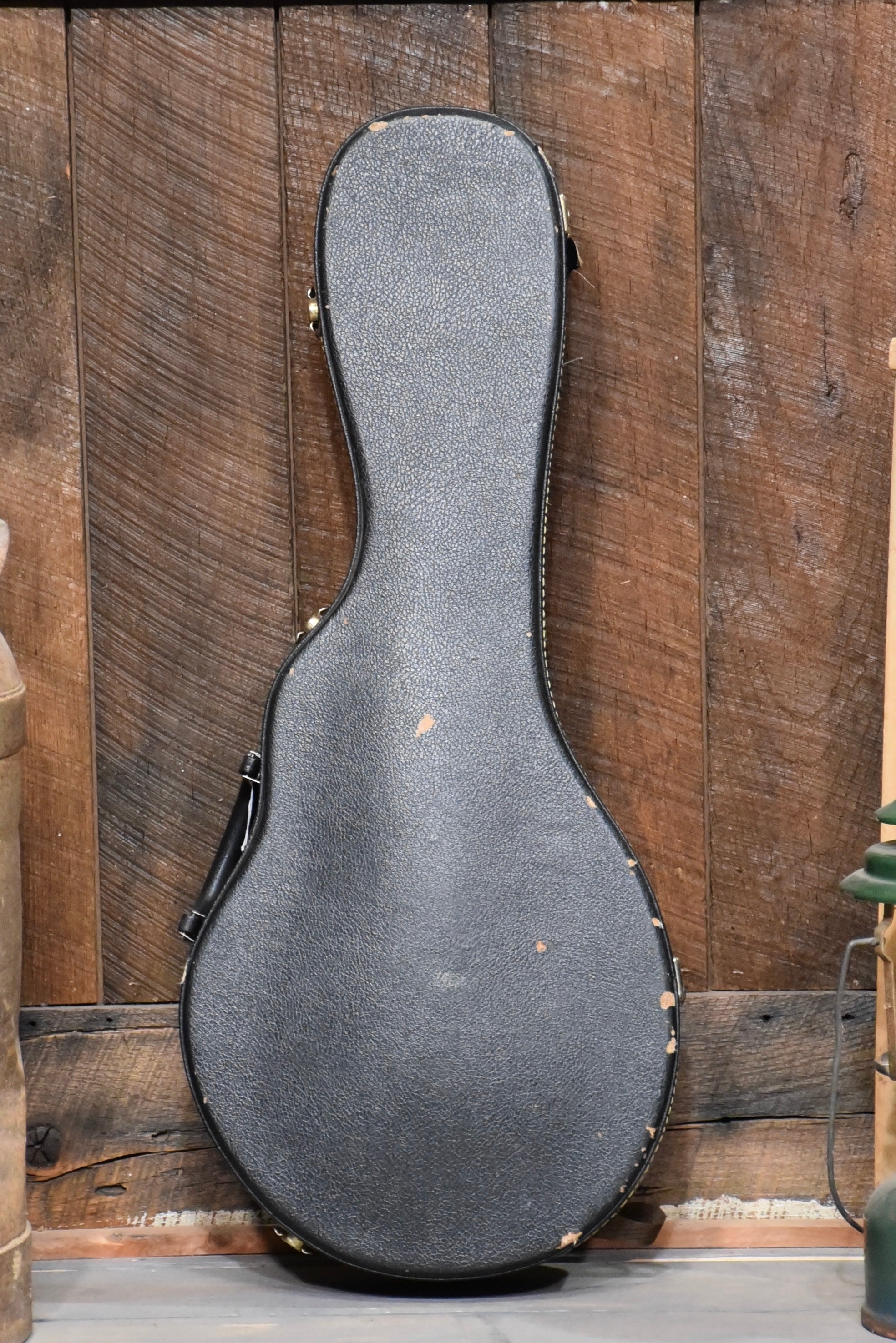 Pre-Owned Kentucky KM-855 F-Style Mandolin With Case