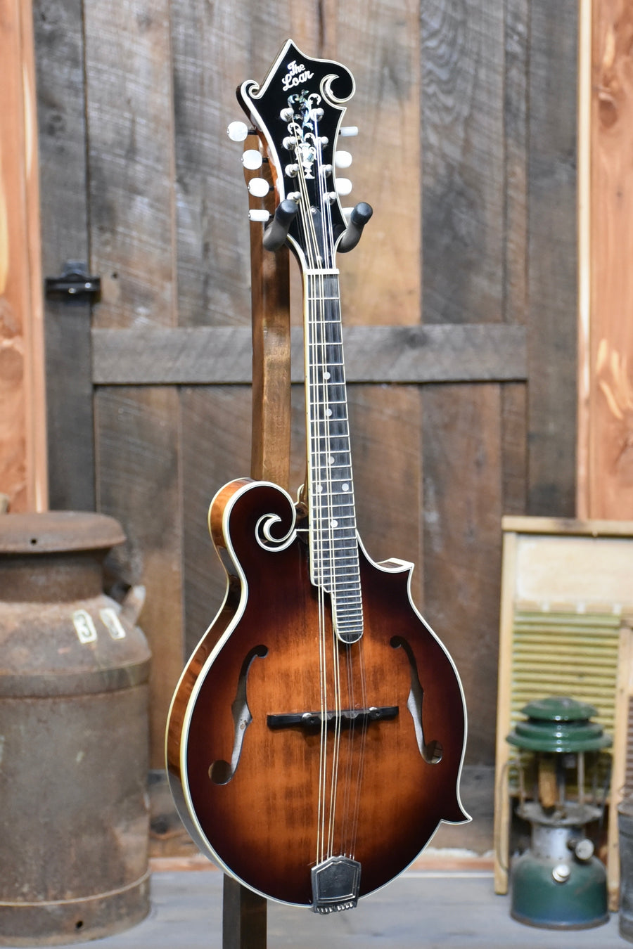 Pre-Owned Loar LM-500 F-Style Mandolin With Case