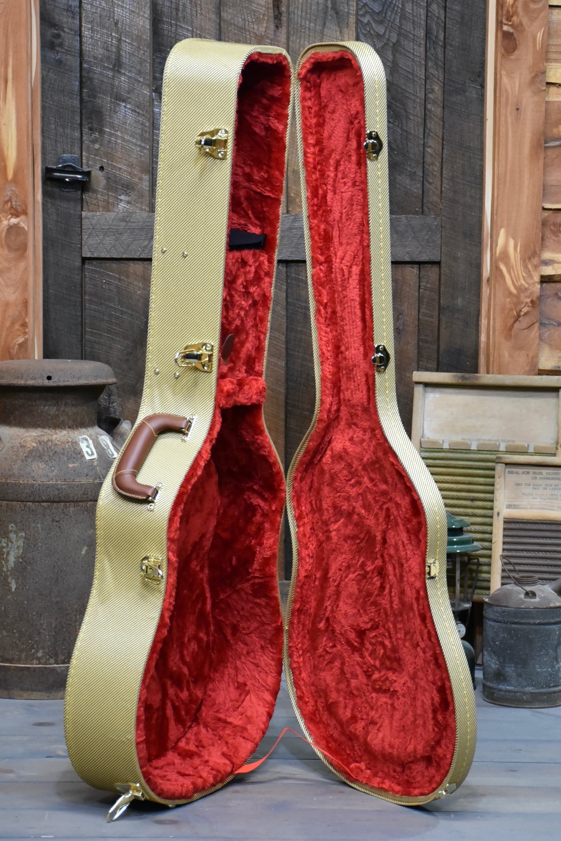 Pre-Owned Larivee L-O5 Dreadnought Acoustic Guitar With Case