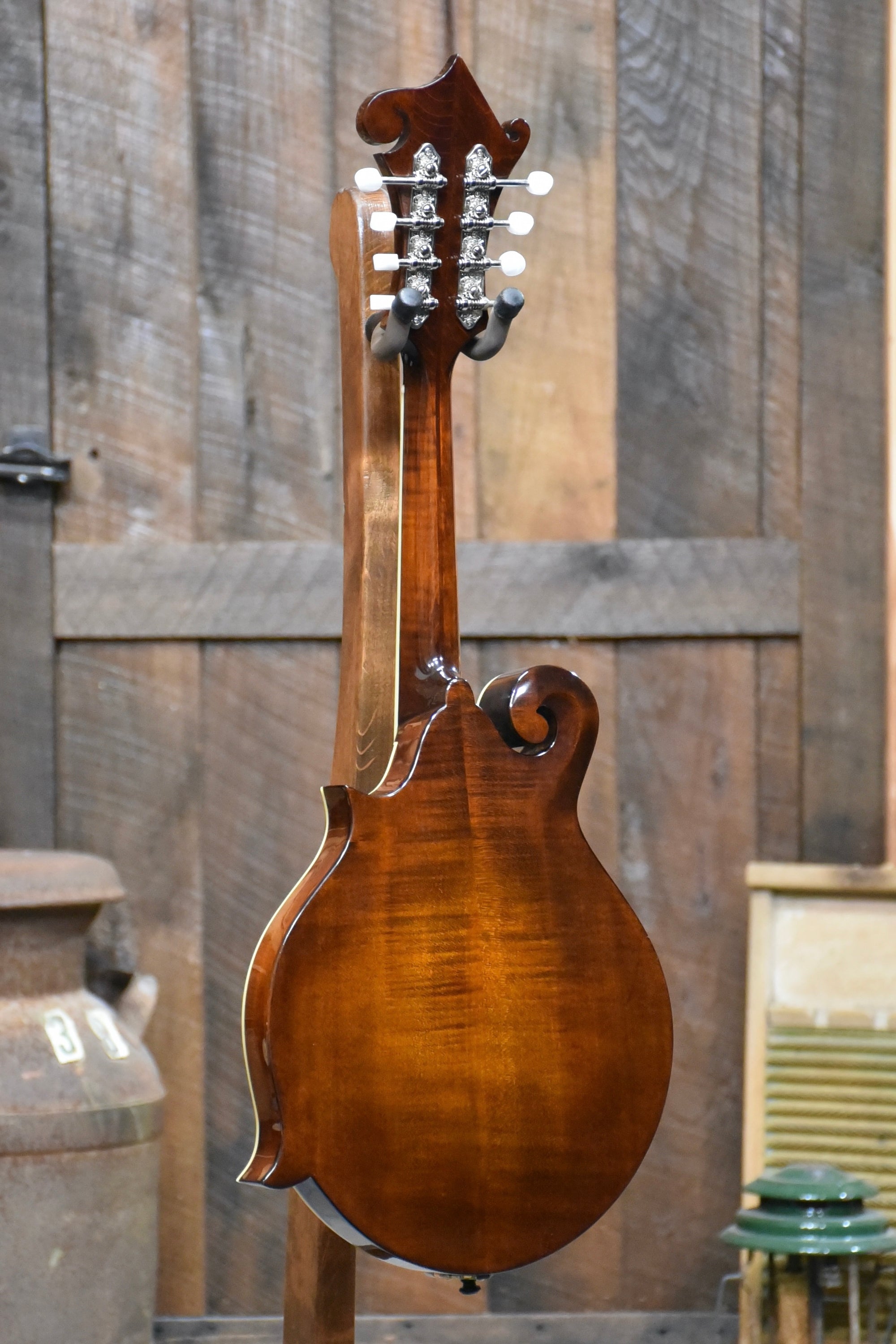 Pre-Owned Eastman MD515-CS F-Style Mandolin With Case