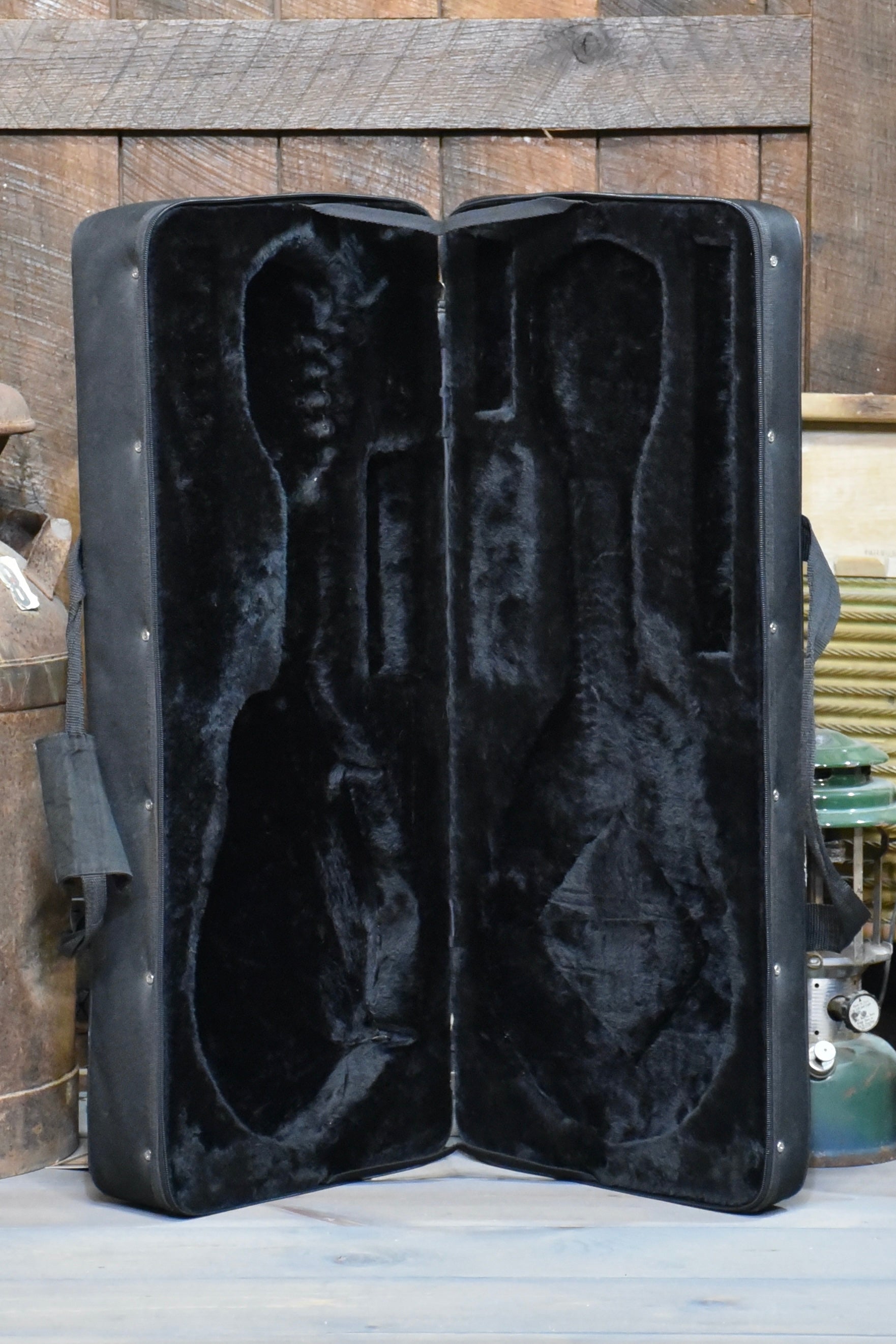 Pre-Owned Eastman MD515-CS F-Style Mandolin With Case