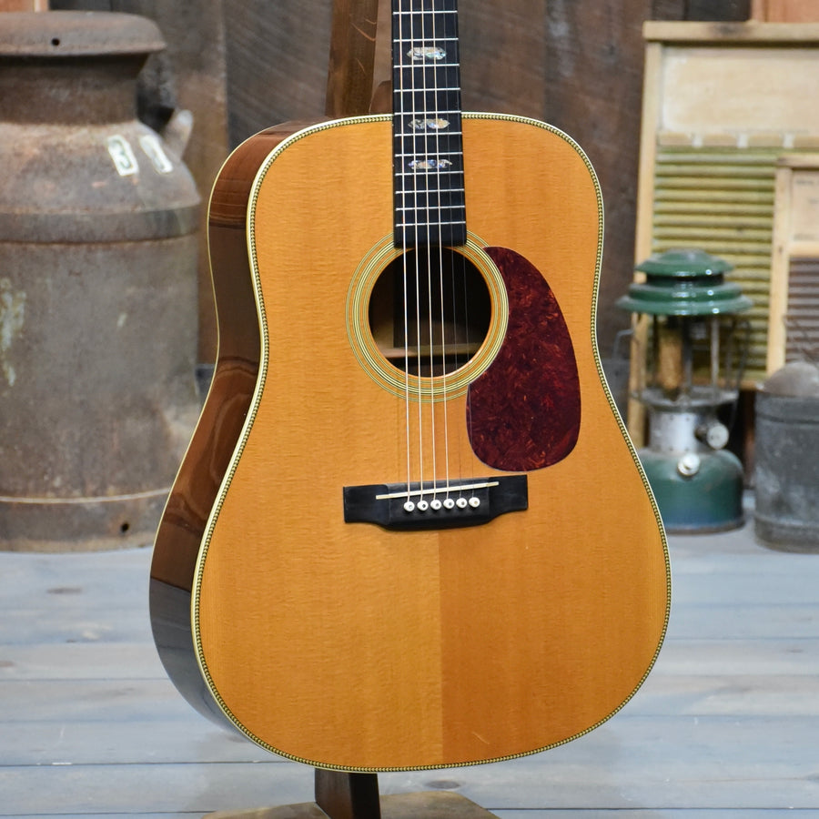 Pre-Owned Martin HD-28V “Custom” Dreadnought Guitar With Case