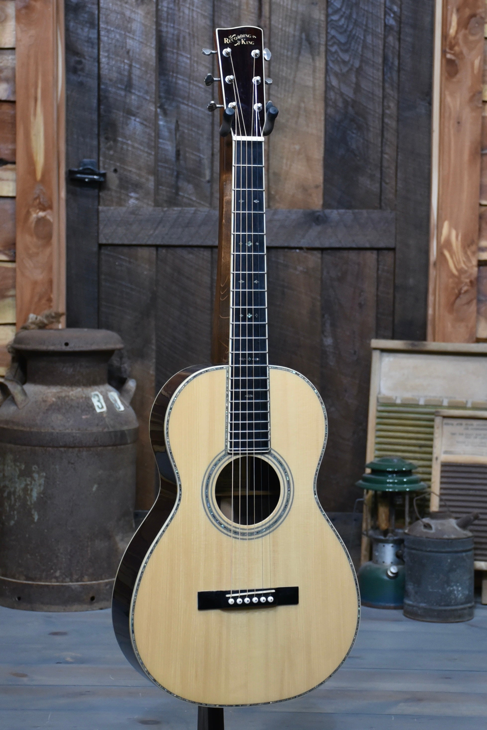 Pre-Owned Recording King RP-342 Single "O" Tonewood Reserve Parlor Guitar