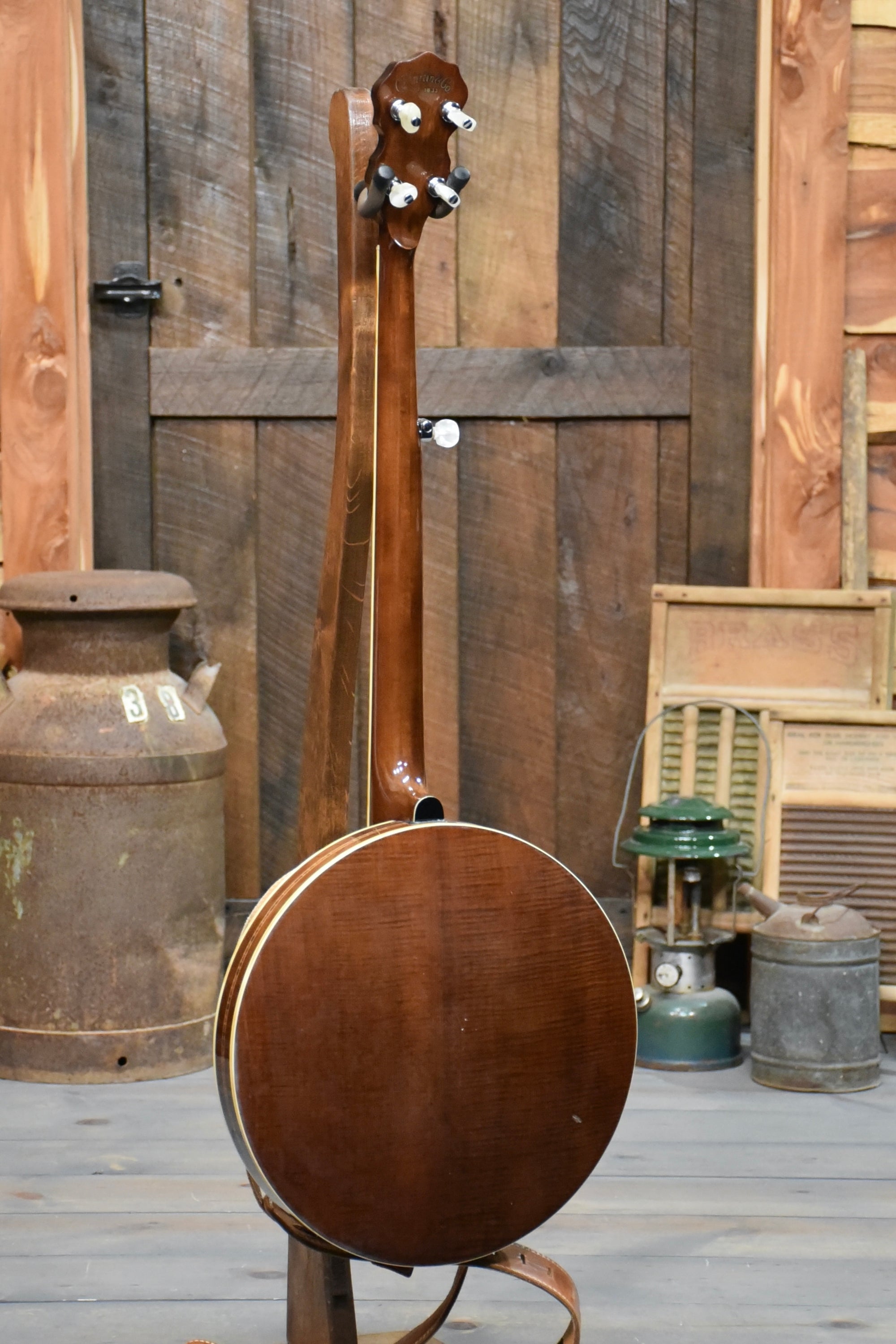 Pre-Owned 1970's Vega VIP 5-String Banjo With Case