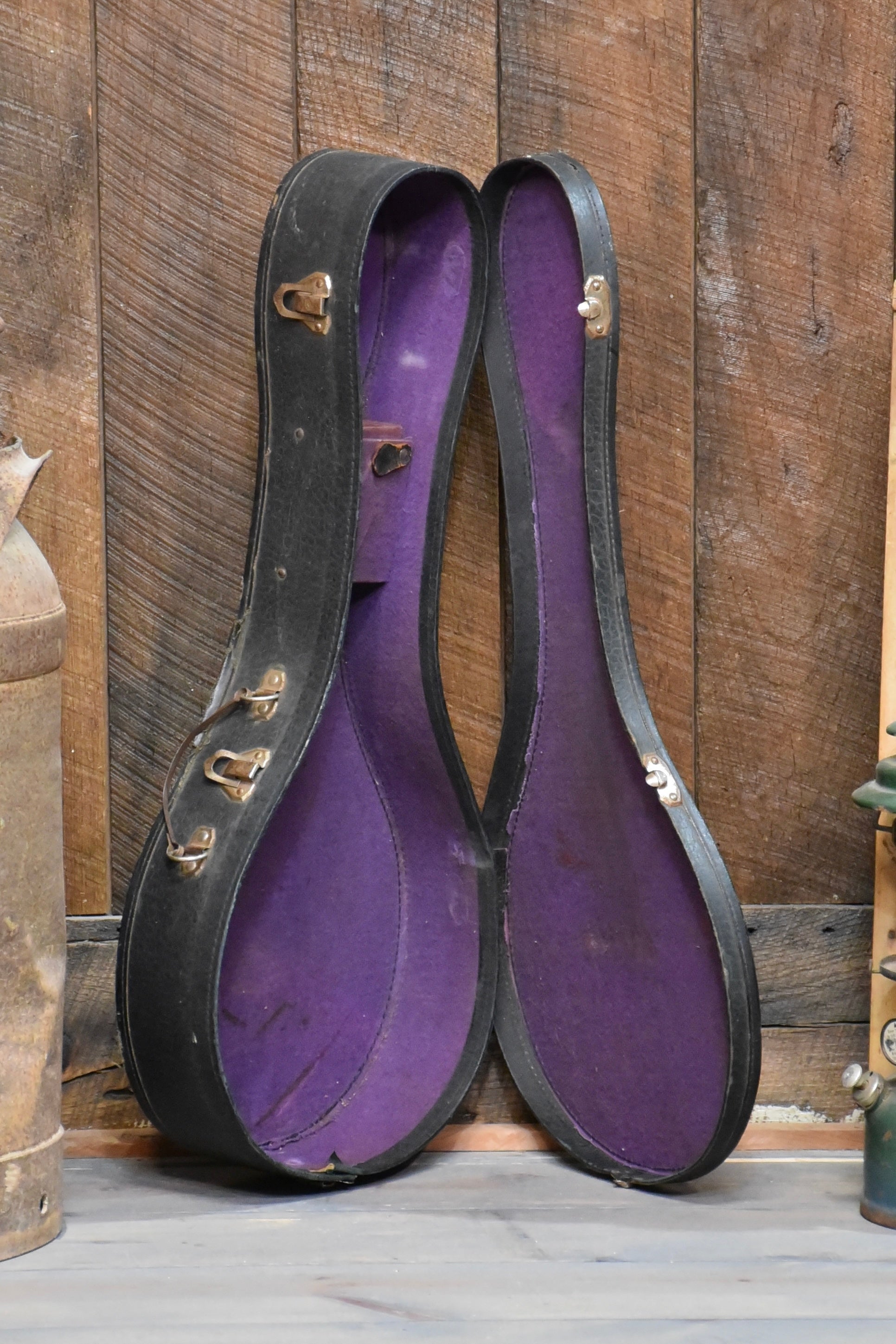 Pre-Owned Gibson Vintage A-50 Mandolin with Case