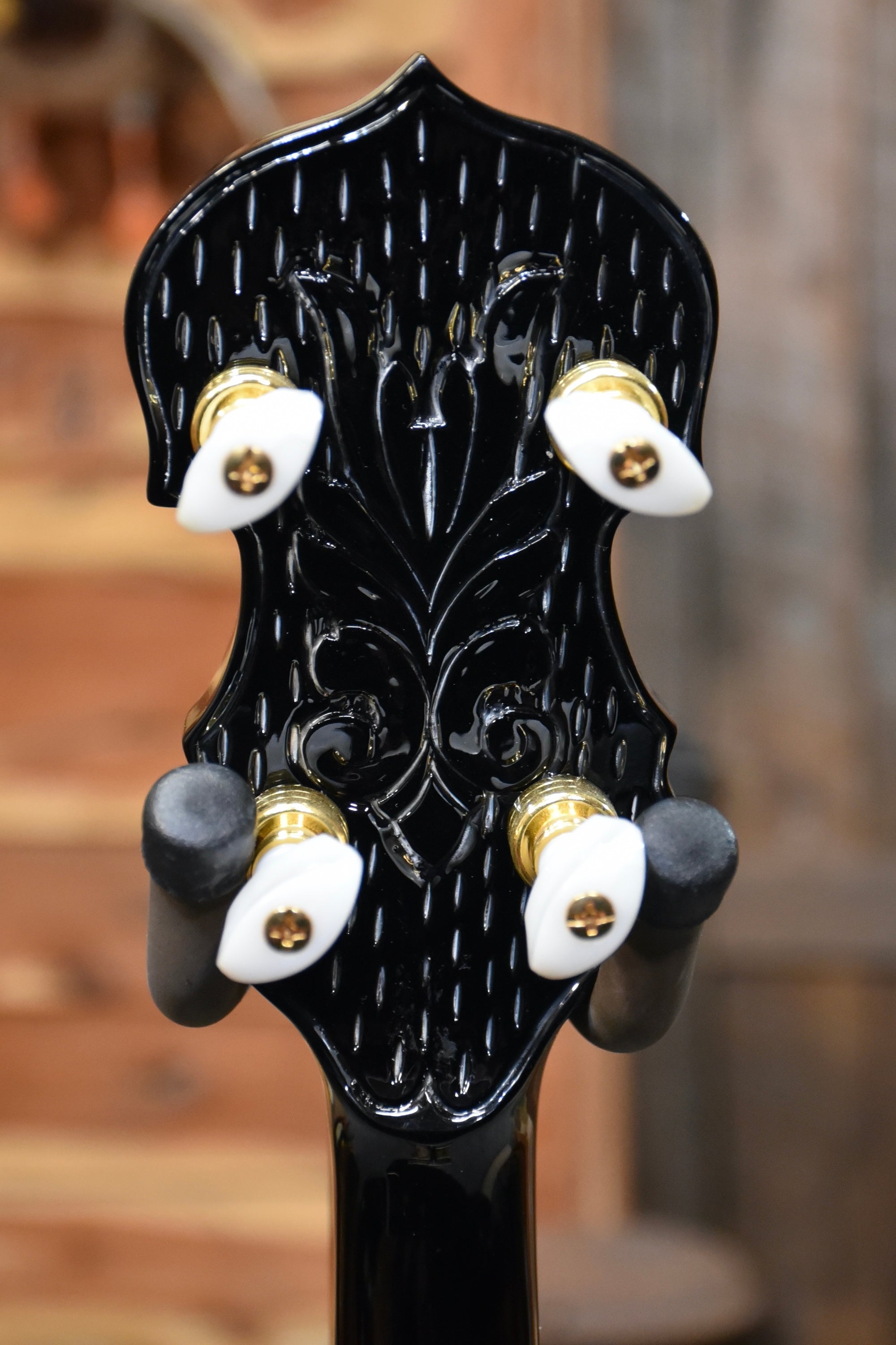 Pre-Owned Washburn B17 Americana 5-String Banjo With Case