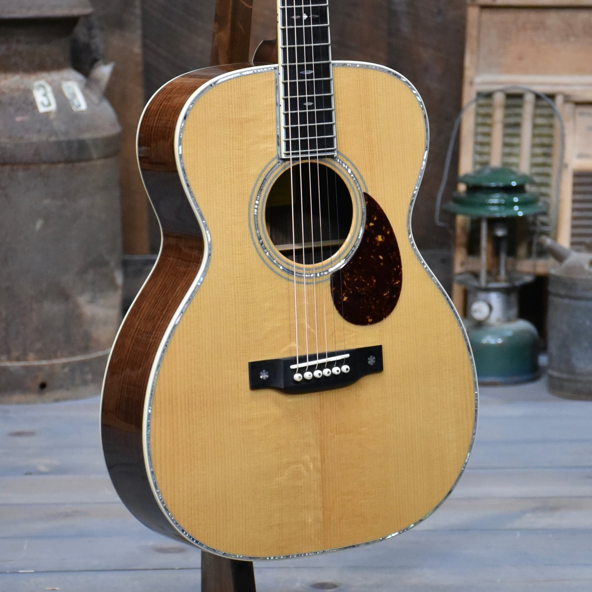 Pre-Owned Eastman E40-OM-TC Acoustic Guitar With Case