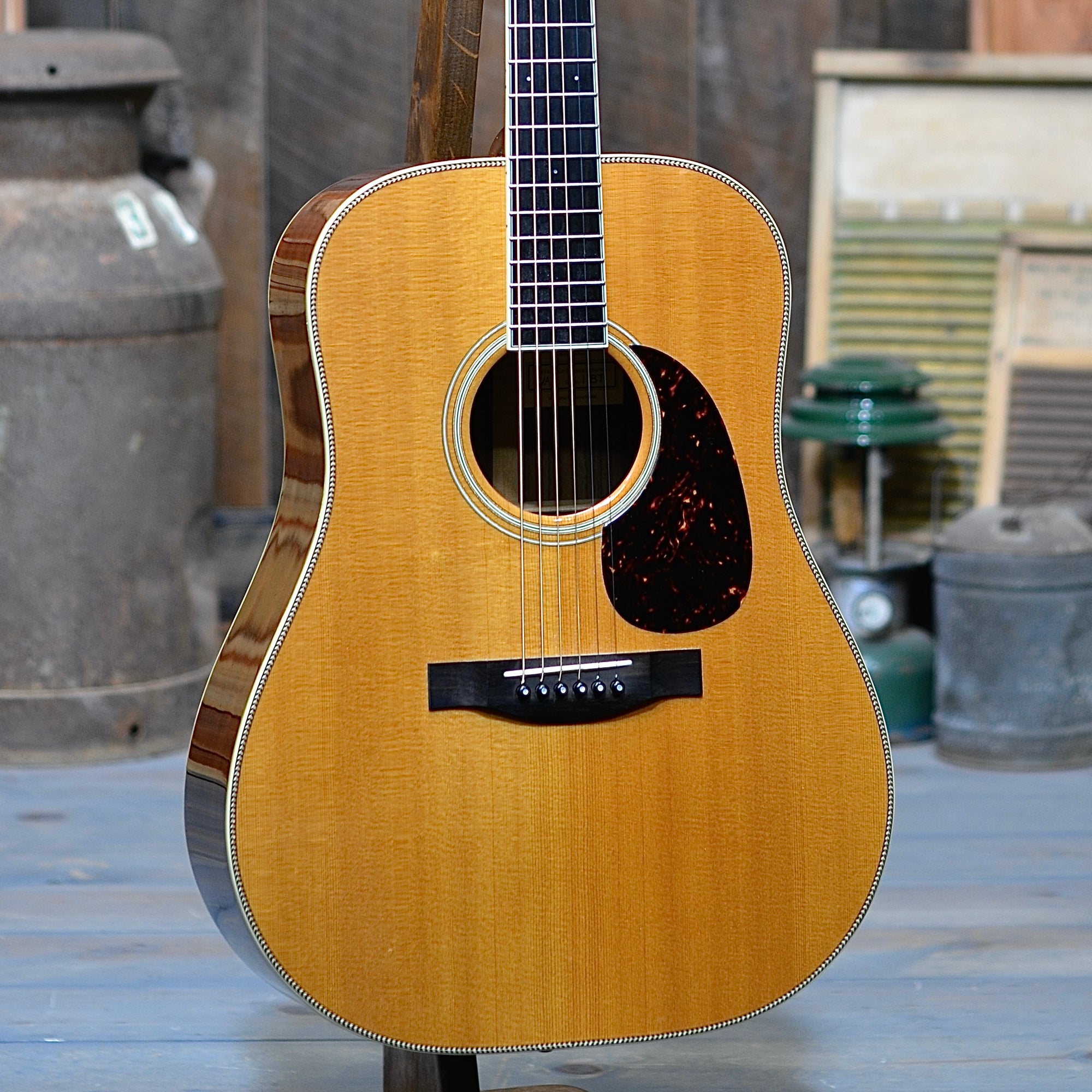 Pre-Owned 1993 Santa Cruz Vintage Artist Dreadnought Guitar