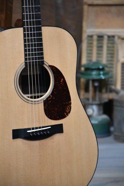 Santa Cruz DPW Pre War Dreadnought Guitar With Case