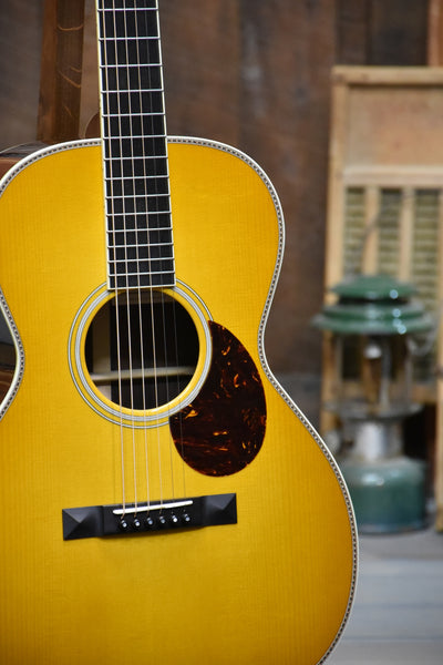 Santa Cruz H/13 Model Parlor Guitar With Case