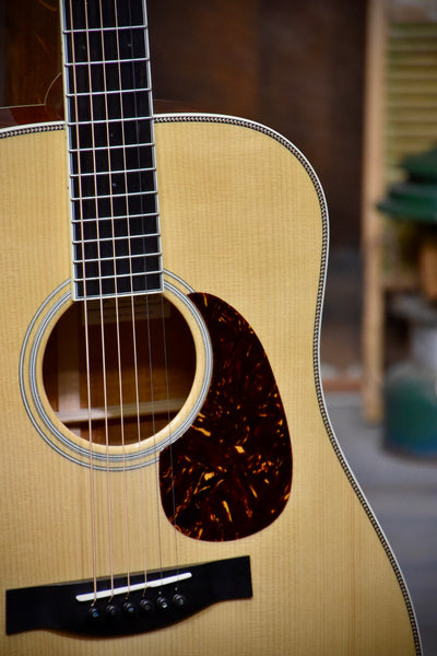 Santa Cruz Vintage Artist Model Dreadnought Guitar With Case