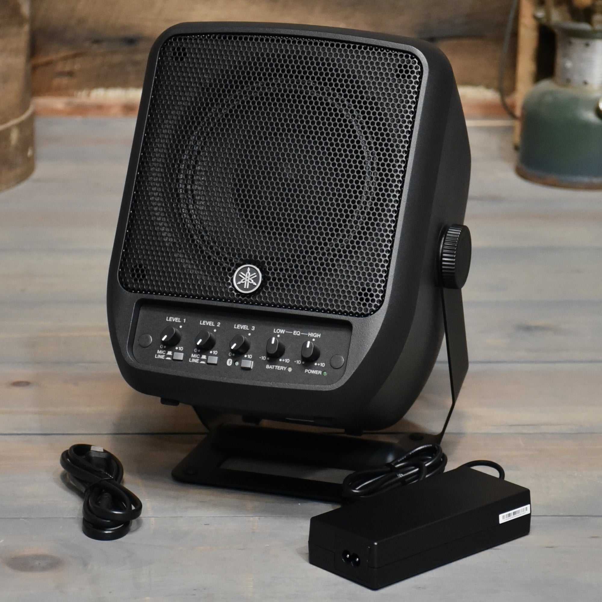 Yamaha STAGEPAS 100 Portable PA System with Bluetooth - Banjo 