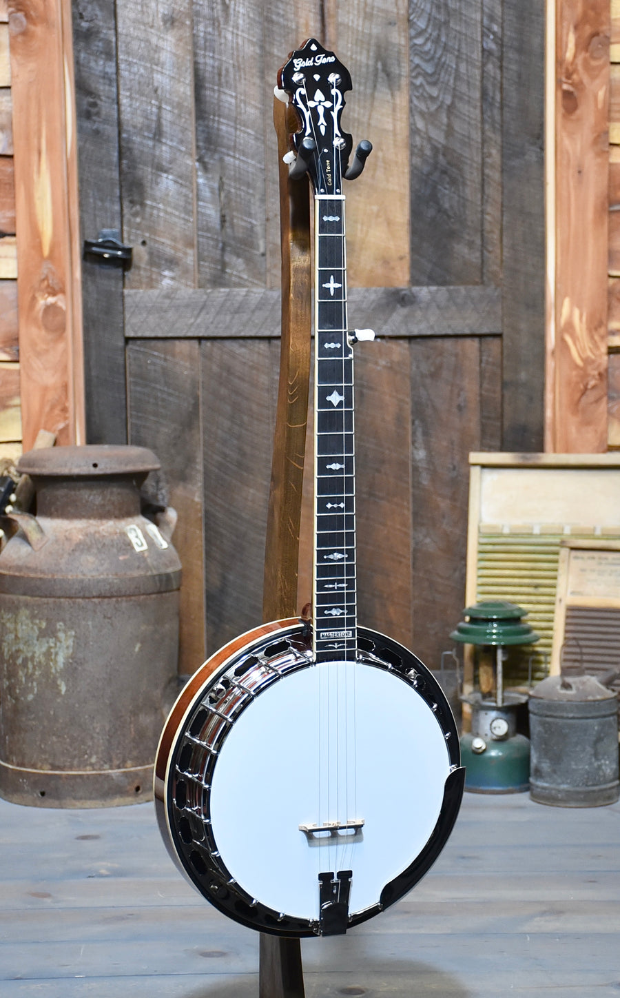 Gold Tone Mastertone™ OB-3 “Twanger” Left Handed 5-String Bluegrass Banjo With Case