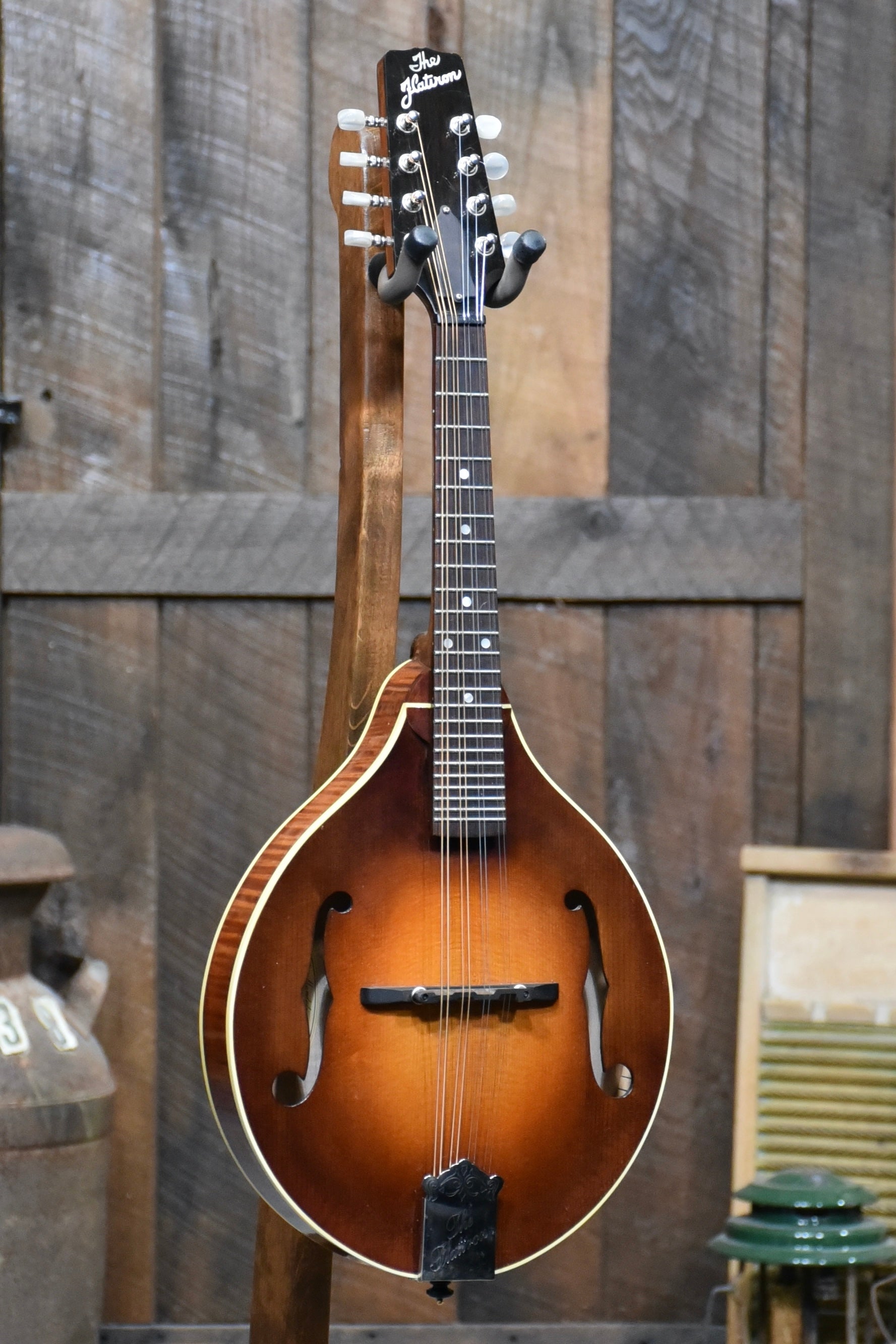 Pre-Owned A-5 JR A-Style Flatiron Mandolin with Case