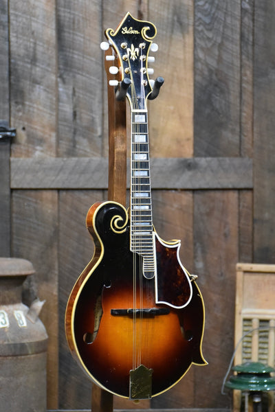 Pre-Owned 1941 F-5 Gibson F-Style Mandolin with Case