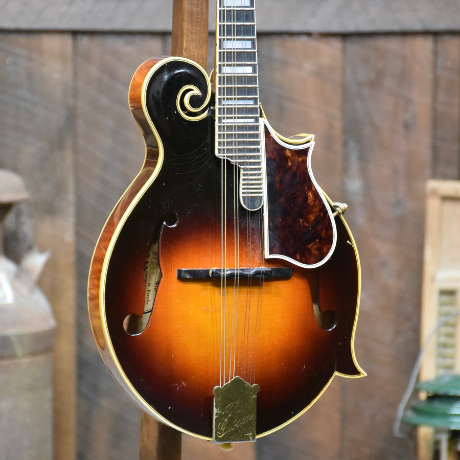 Pre-Owned 1941 F-5 Gibson F-Style Mandolin with Case