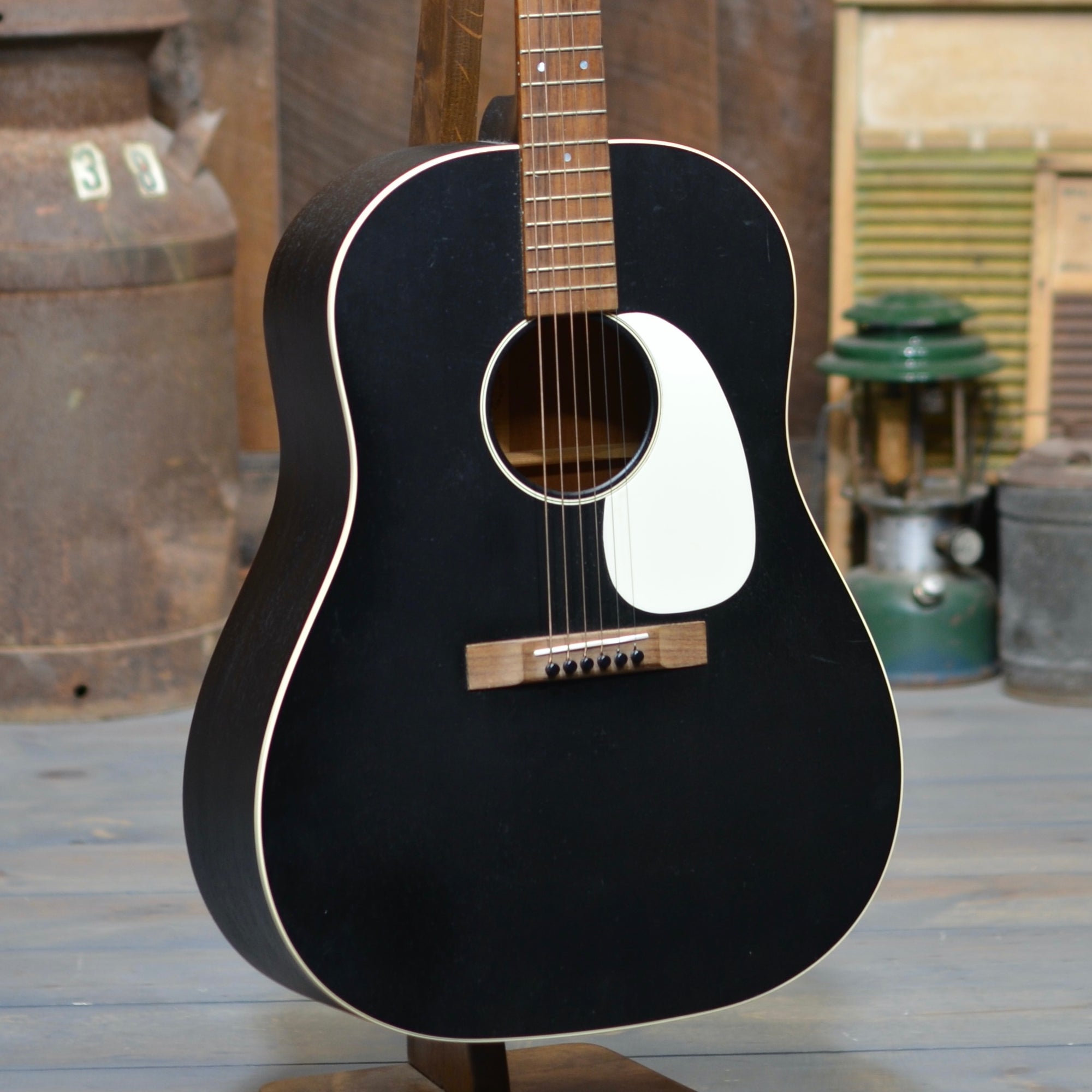 Pre-Owned Martin DSS-17 Dreadnought Guitar With Case