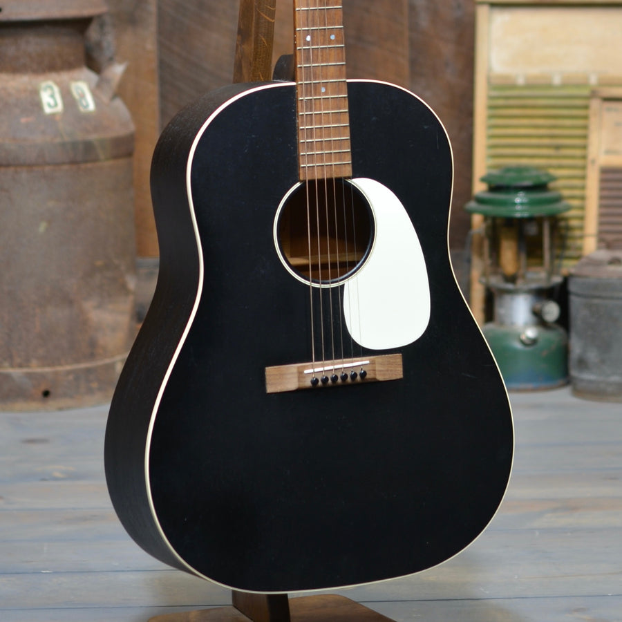 Pre-Owned Martin DSS-17 Dreadnought Guitar With Case