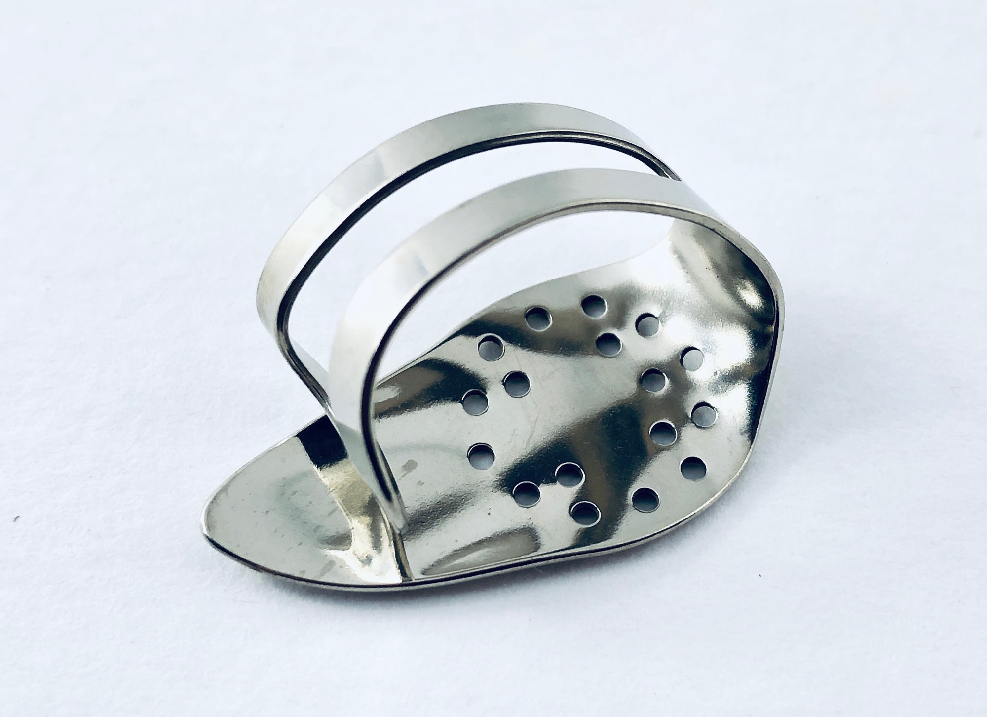 Metal thumb pick discount