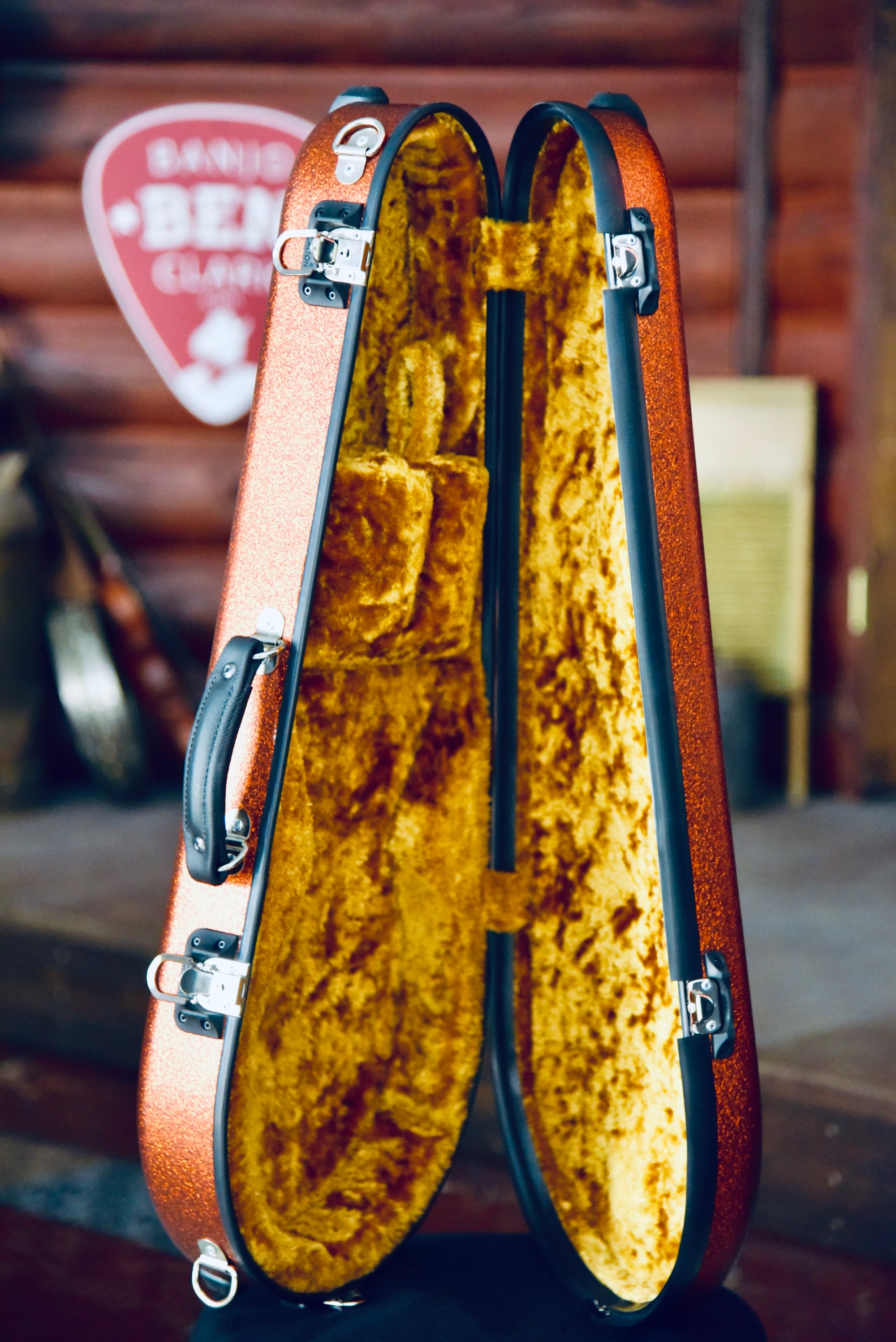 Calton Cases Mandolin Flight Case - Bonfire Orange Glitter With Gold Interior