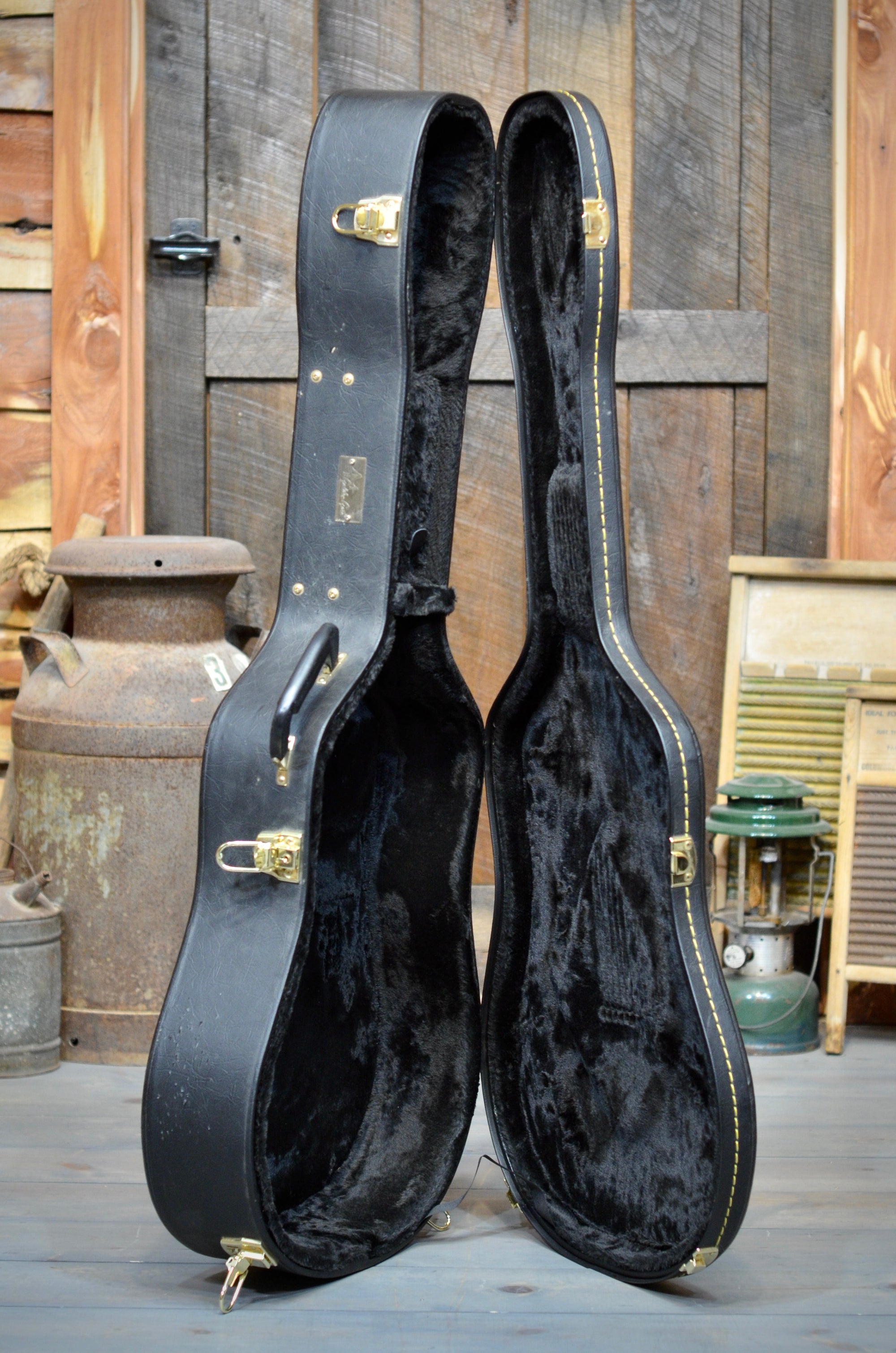 Pre-Owned Blueridge BR-1060 Carter Stanley Memorial Acoustic Guitar With Case