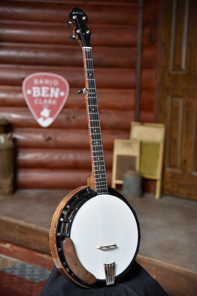 Nechville Walnut Aries 5 String Banjo With Case