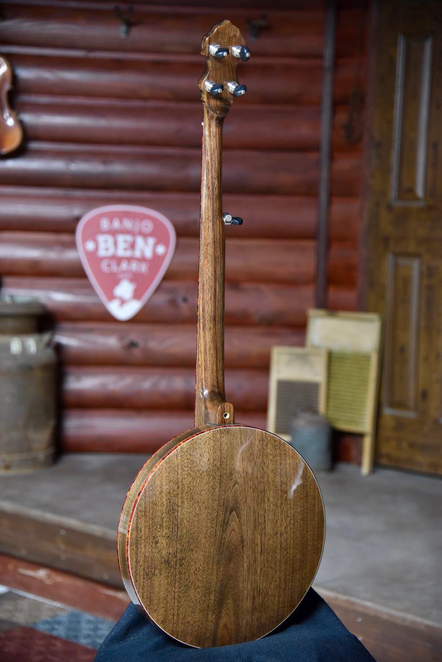 Nechville Walnut Aries 5 String Banjo With Case