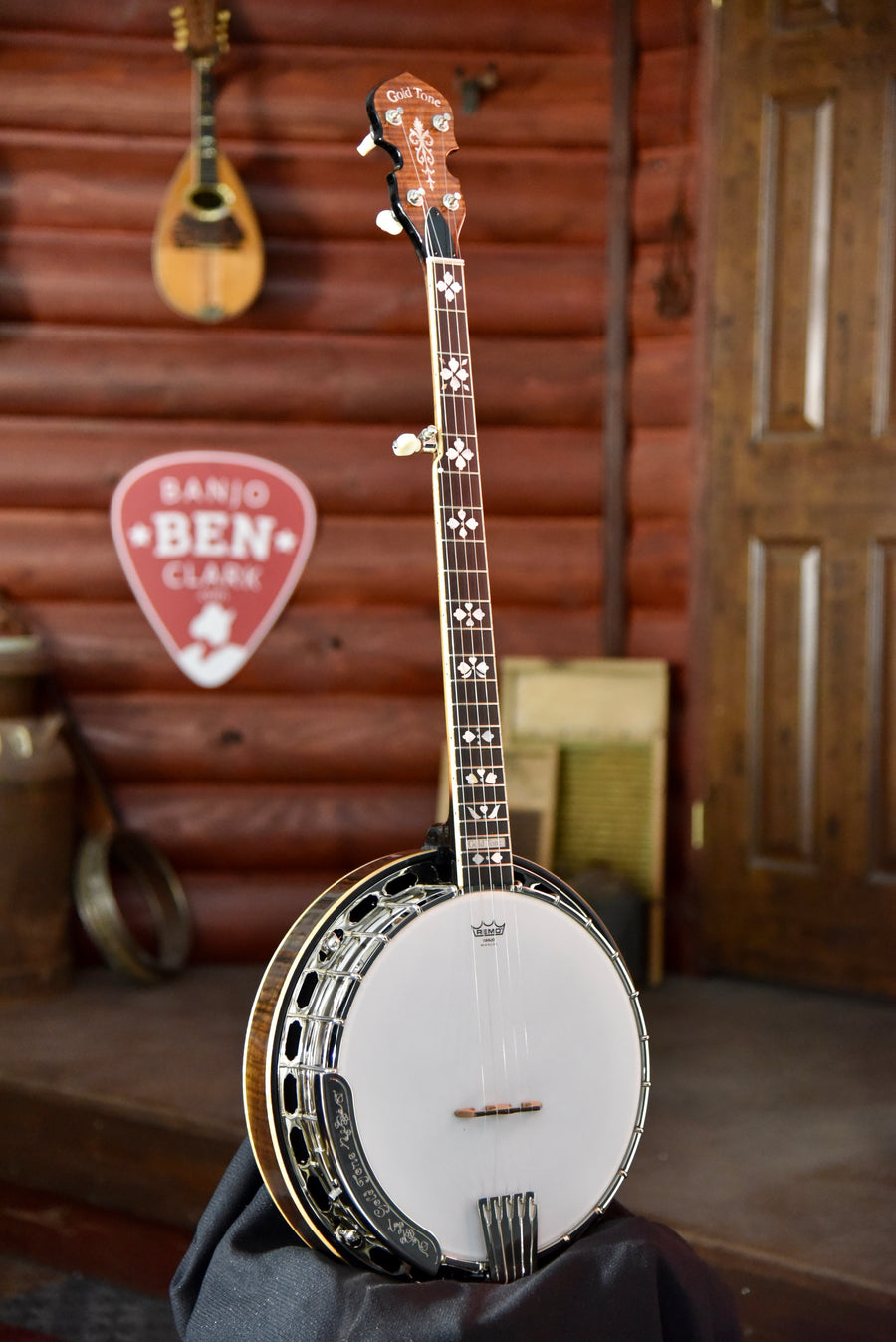 Gold Tone Mastertone™ OB-250 Plus 5-String Banjo With Tony Pass Rim, JLS Tone Ring, And Radiused Fingerboard With Case