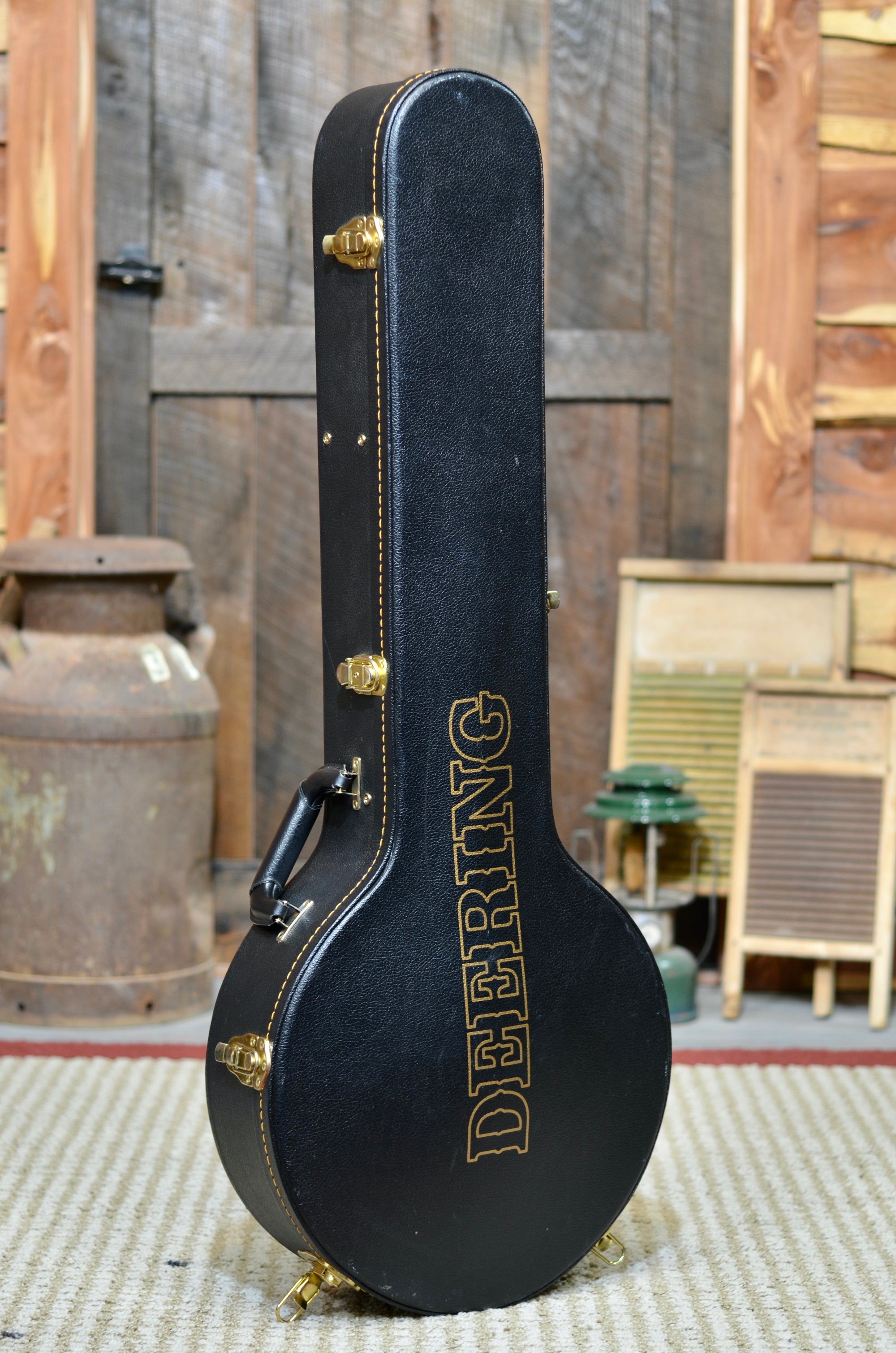 Deering Golden Era 5-String Banjo with Case