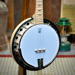 Deering goodtime banjo with shop resonator