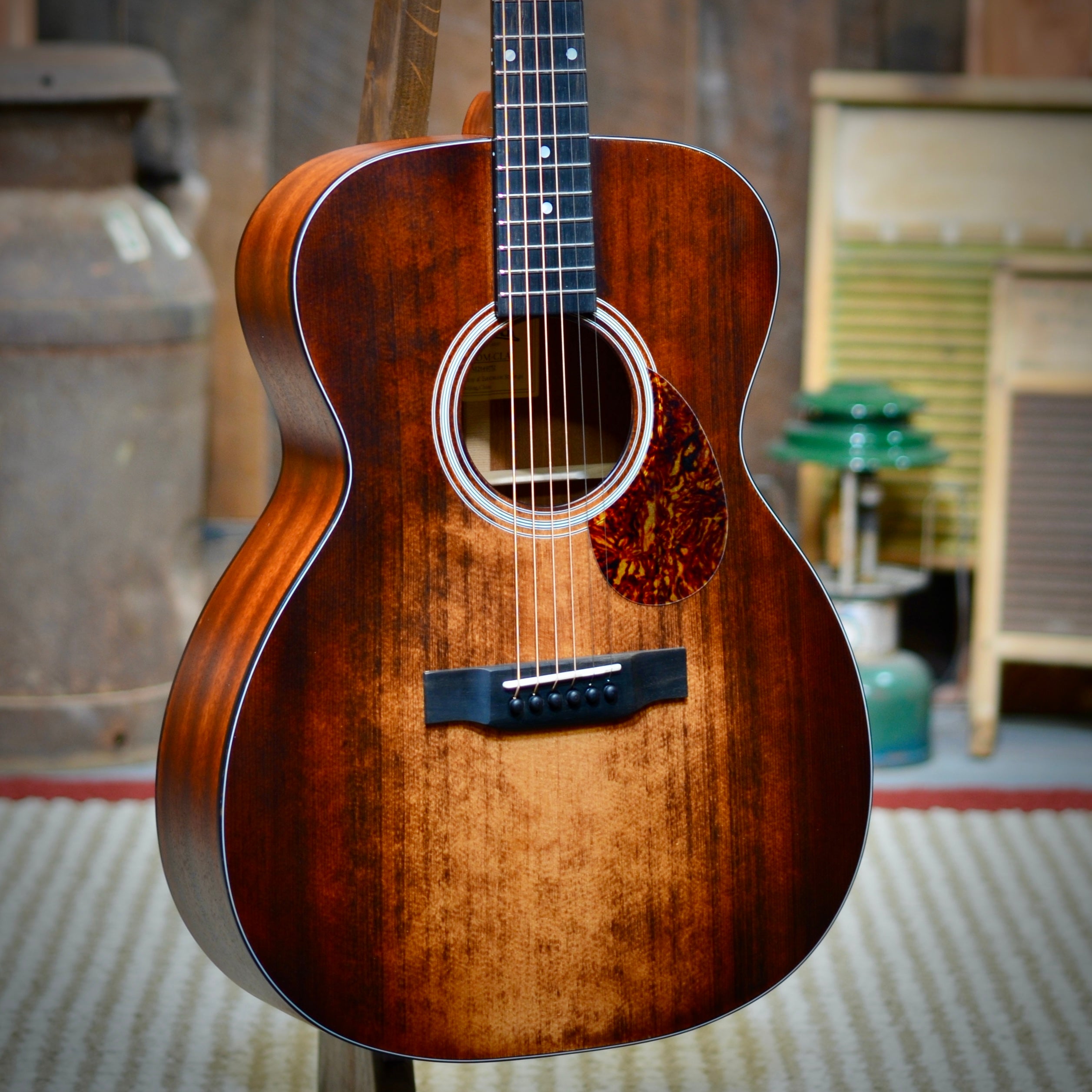 オール単板Eastman E1 OM Classic★ピックアップ搭載.元箱あり E1OM-CLAFrontcopy.jpg?v=1653682591