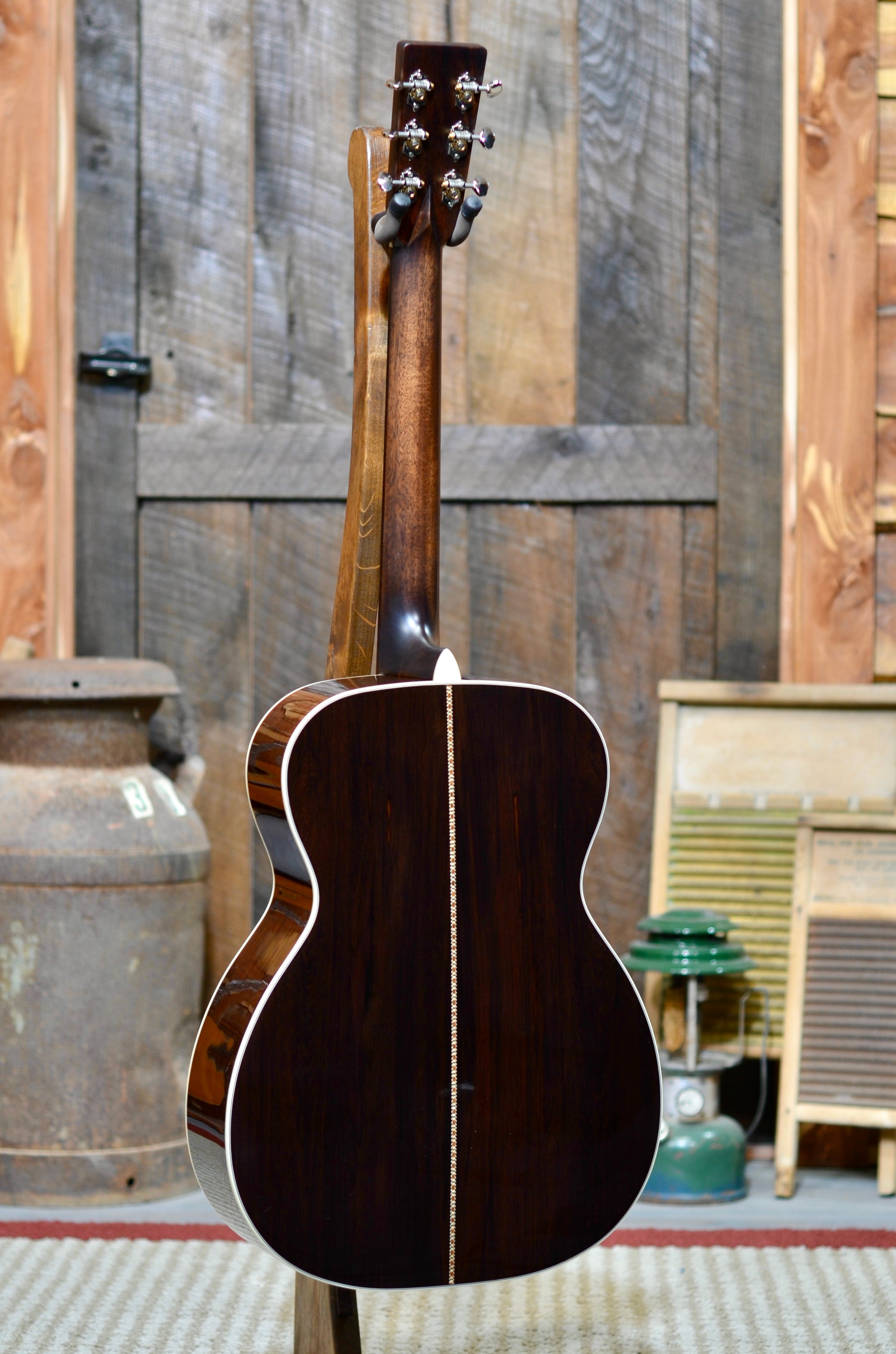 Eastman E20OM-TC-MR Acoustic Guitar With Case