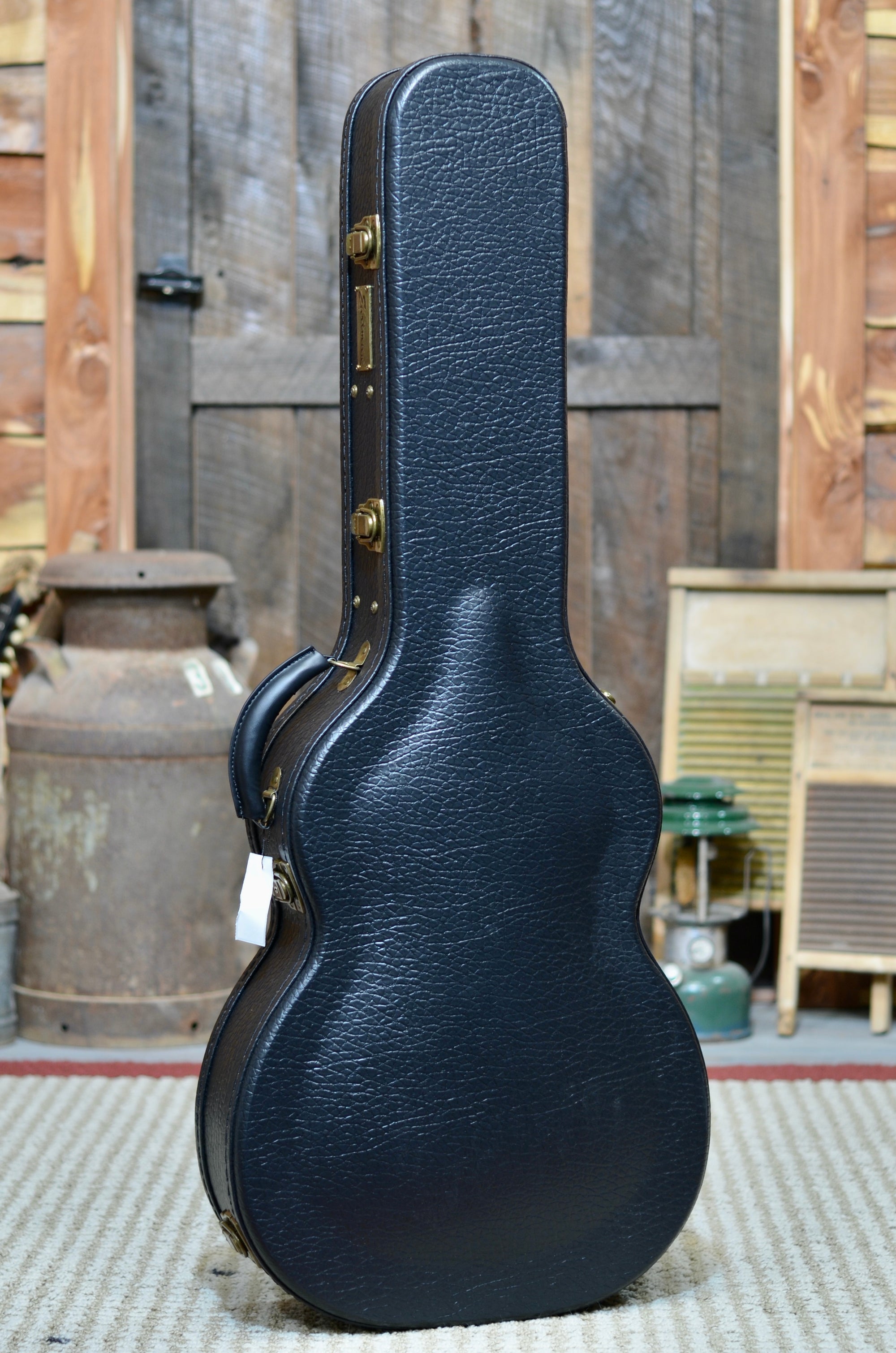 Eastman E20OM-TC-MR Acoustic Guitar With Case