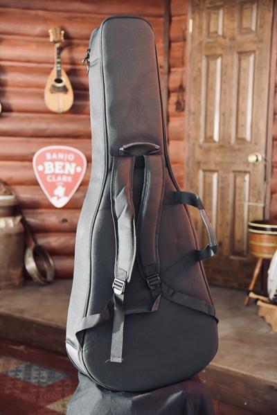 Pre-Owned Eastman E1SS-LTD-CLA Limited Sunburst Dreadnought Slope Shoulder Acoustic Guitar With Case