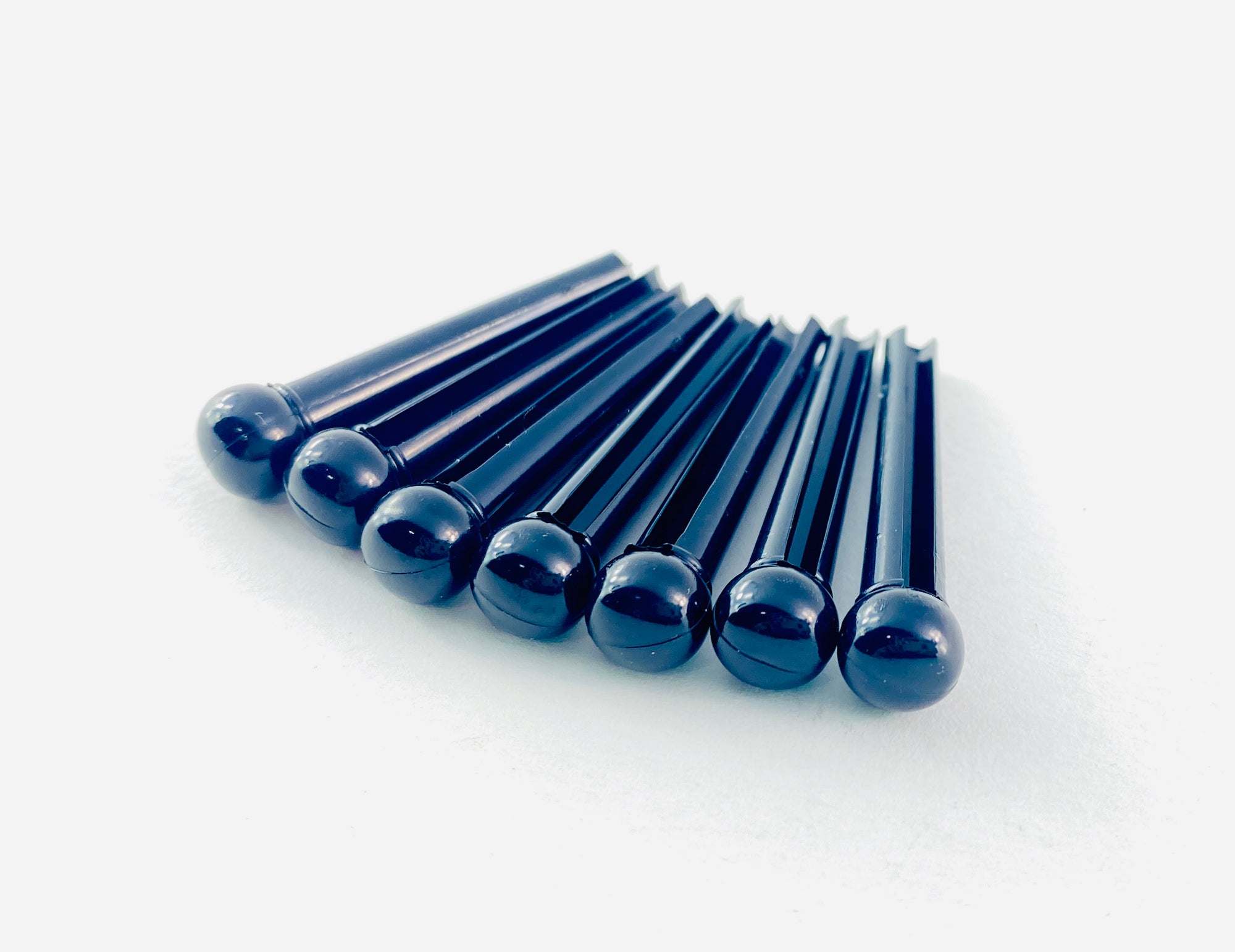 Golden Gate F-0002 Acoustic Guitar Bridge Pins - Black - Set of 6