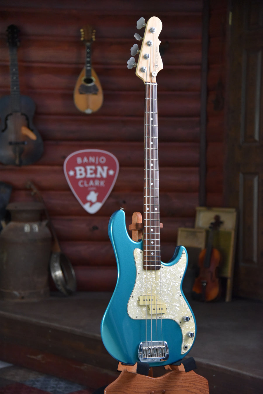 SOLD: Used “Like New” G&L LB-100 Bass Guitar With Case