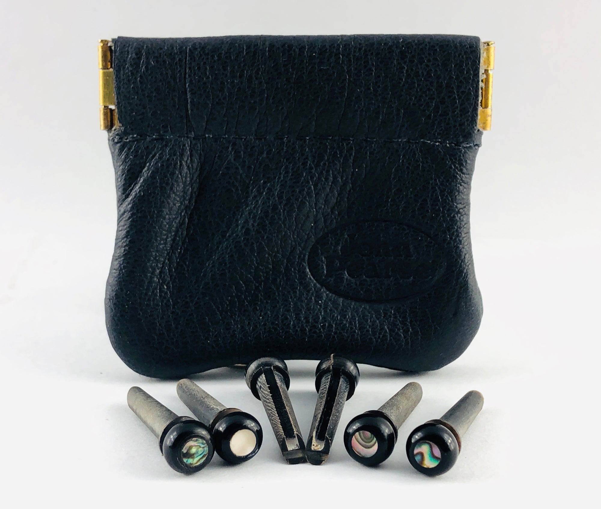 John Pearse Kingpins Horn With Abalone Dot Bridge Pins - Set of 6