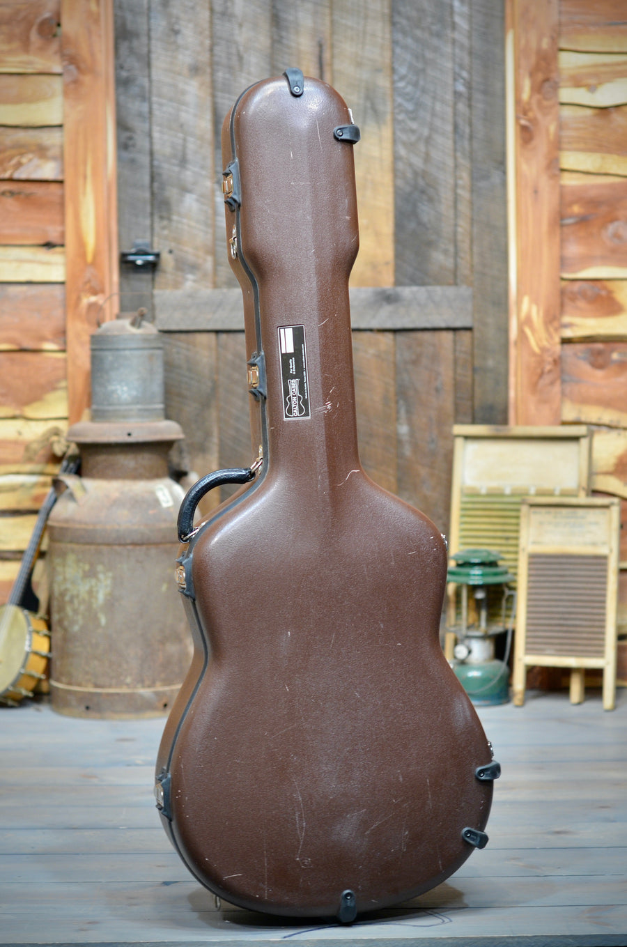 Pre -Owned Calton Cases Dreadnought Guitar Flight Case - Brown With Gold Interior