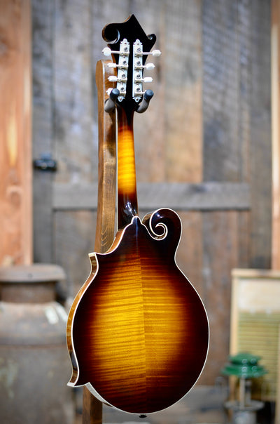 Kentucky KM-1050 Master F-Style Mandolin With Case - Vintage Sunburst