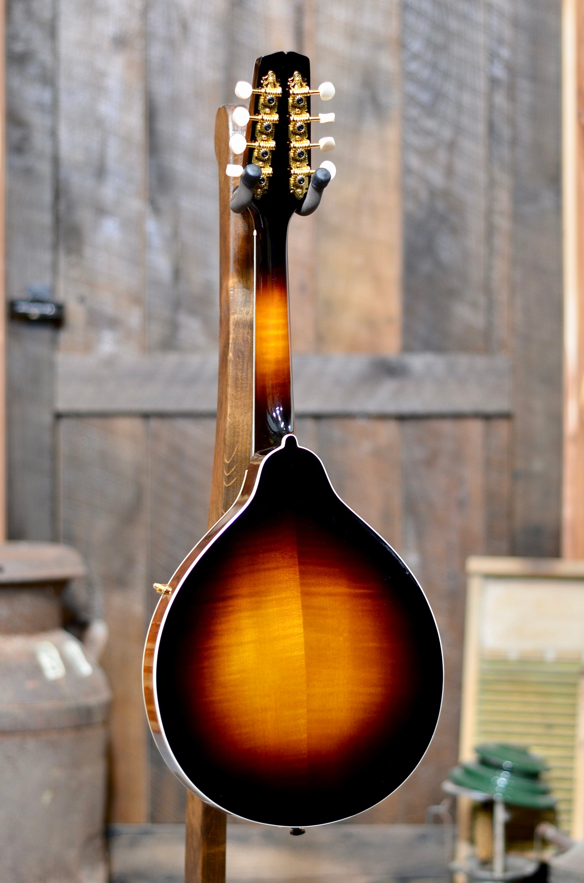 美品 Kentucky ケンタッキー マンドリン KM-120 純正ケース付 Amazon.com: Kentucky, 8-String Mandolin, Right, Brown, Full