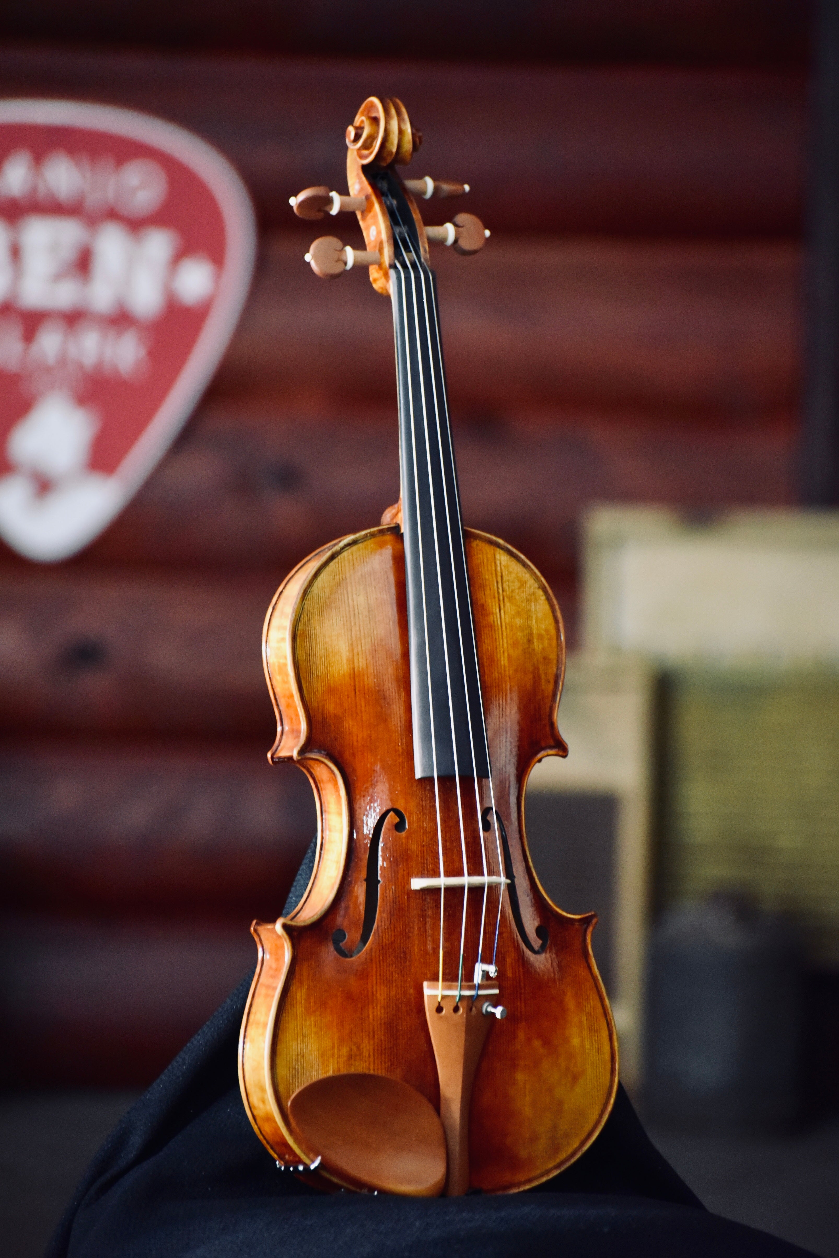 Vincenzo Cavani Violin - Modena 1955 | Dolce Violins
