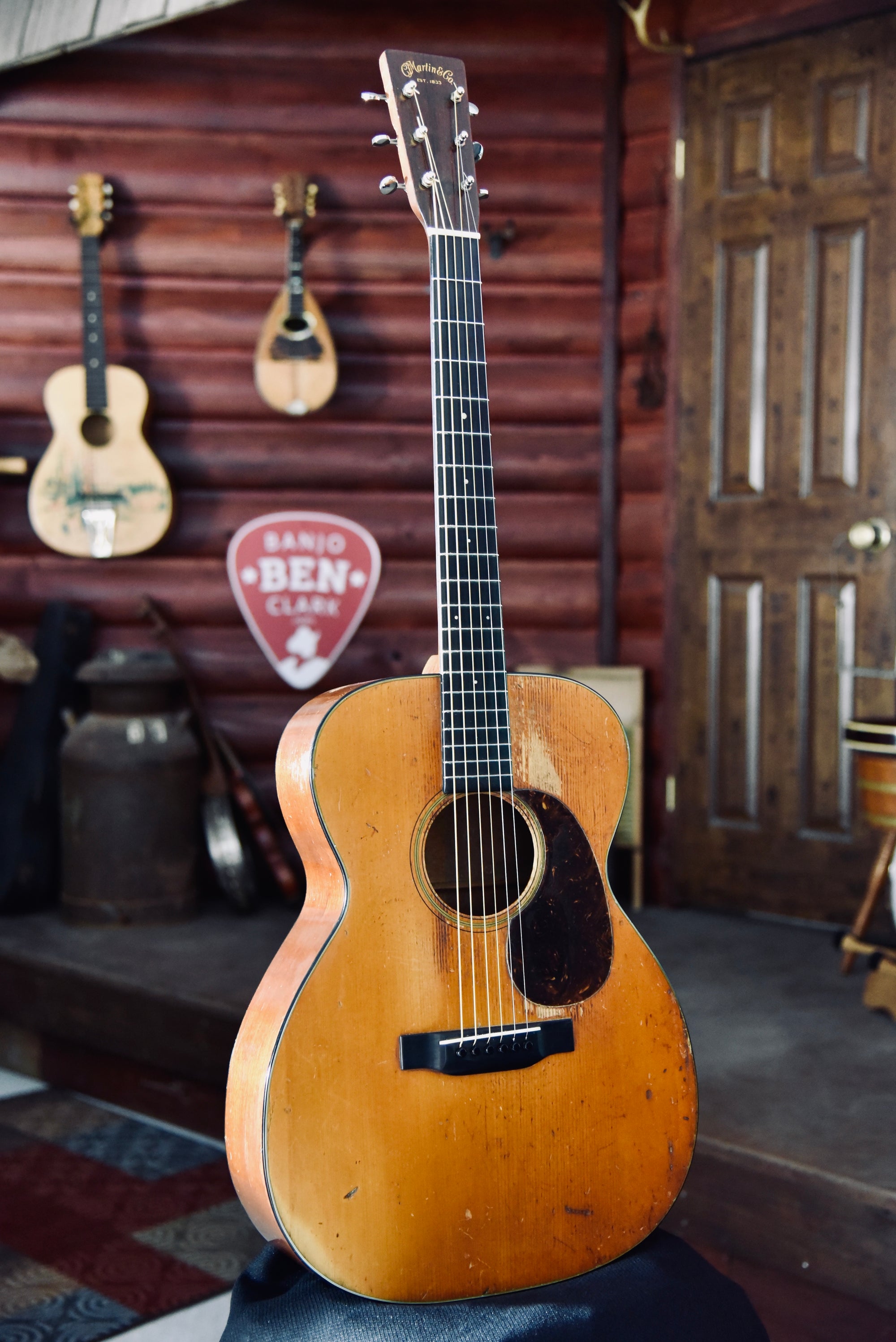 Pre-Owned 1934 Martin 000-18 Acoustic Guitar With Case