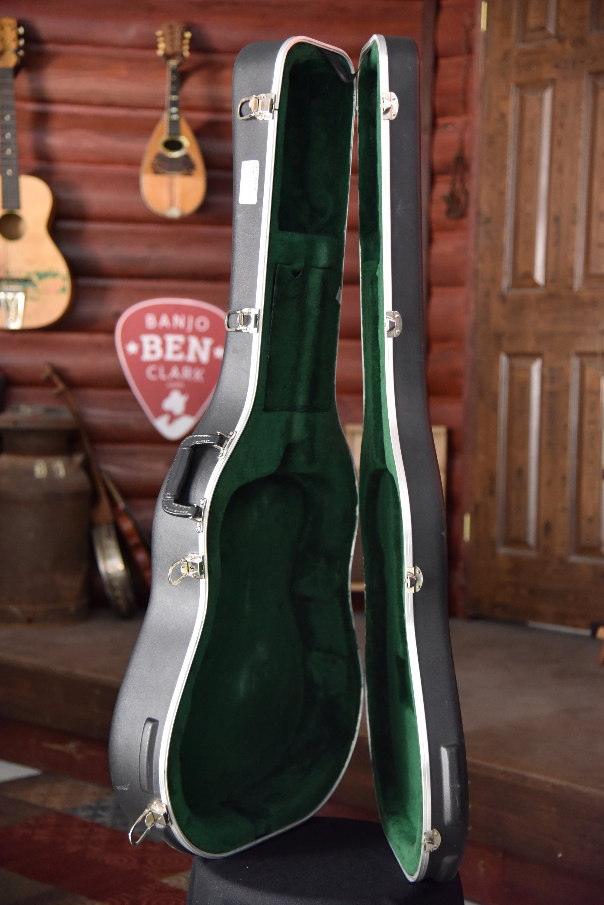 Pre-Owned 1934 Martin 000-18 Acoustic Guitar With Case