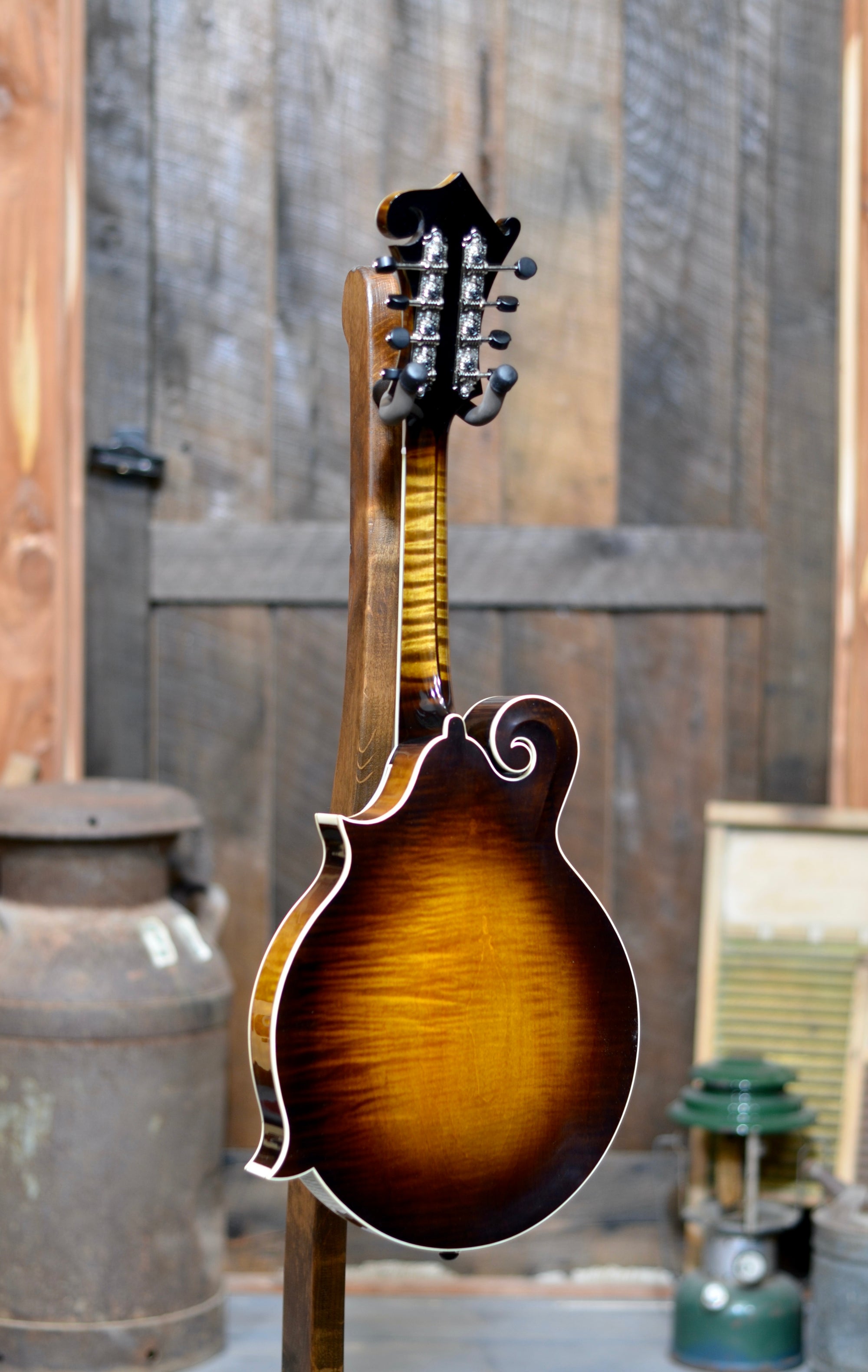 Northfield Big Mon Wide-Nut F-Style Mandolin With One Piece Back and Case