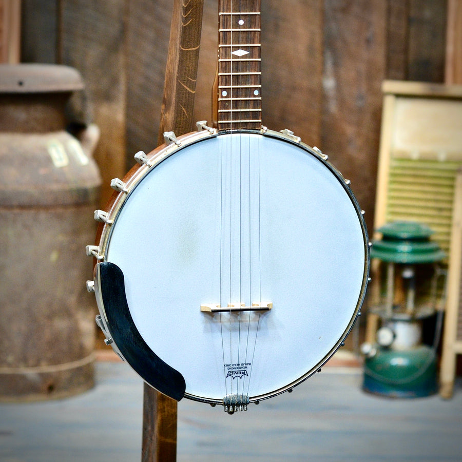 Pre-Owned Saga Short Scale Travel Banjo