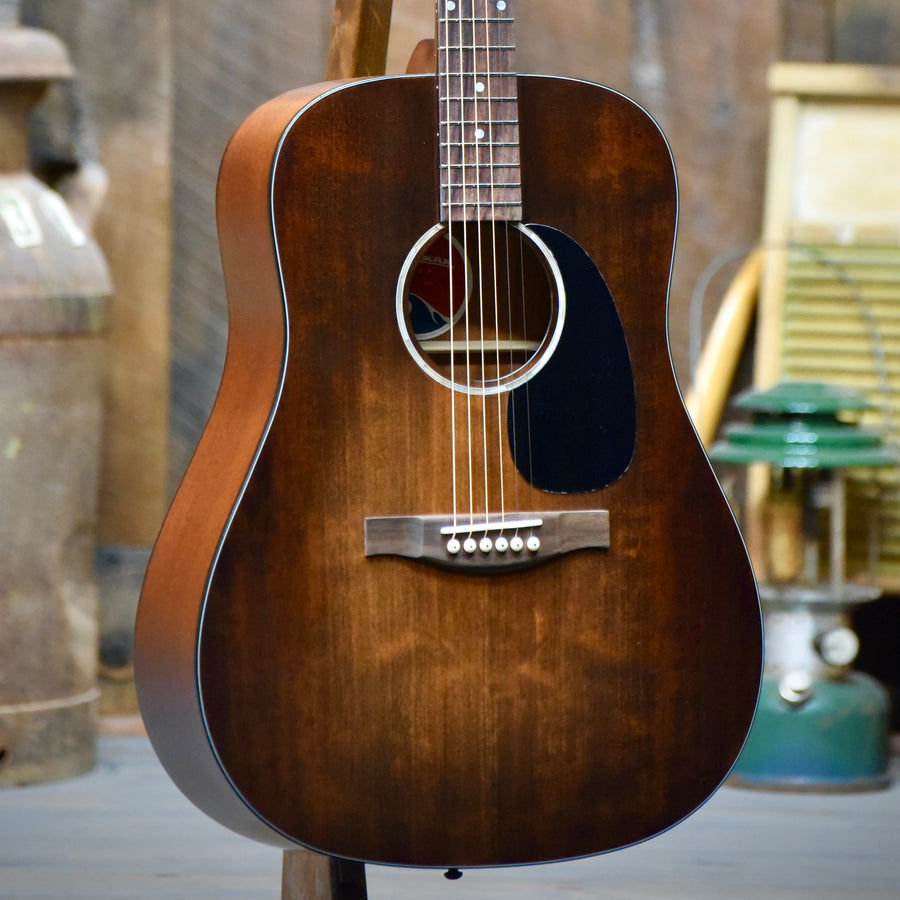 Eastman PCH1-D-CLA Sapele Dreadnought in Classic Sunburst Finish With Case